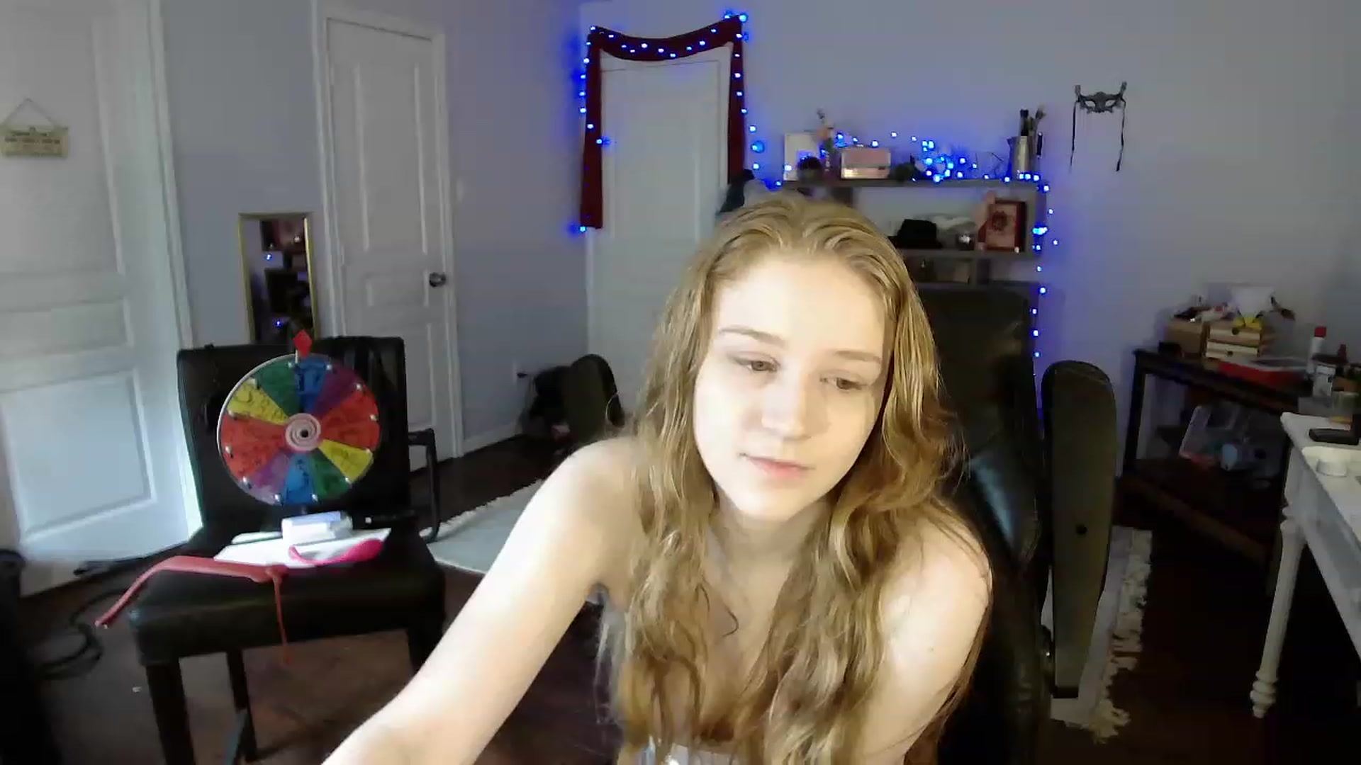 Gallery image thumbnail from Bunnydathug's myfreecams stream on, 04/25/2023, 18:12 image 7 of 20