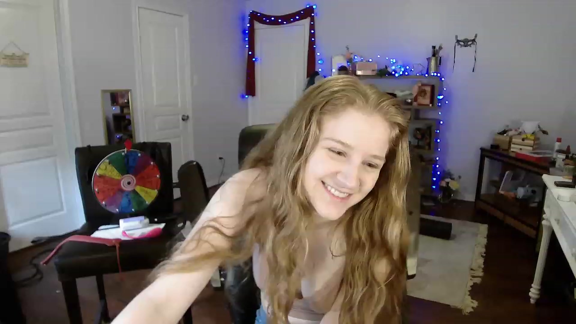 Gallery image thumbnail from Bunnydathug's myfreecams stream on, 04/25/2023, 18:12 image 11 of 20