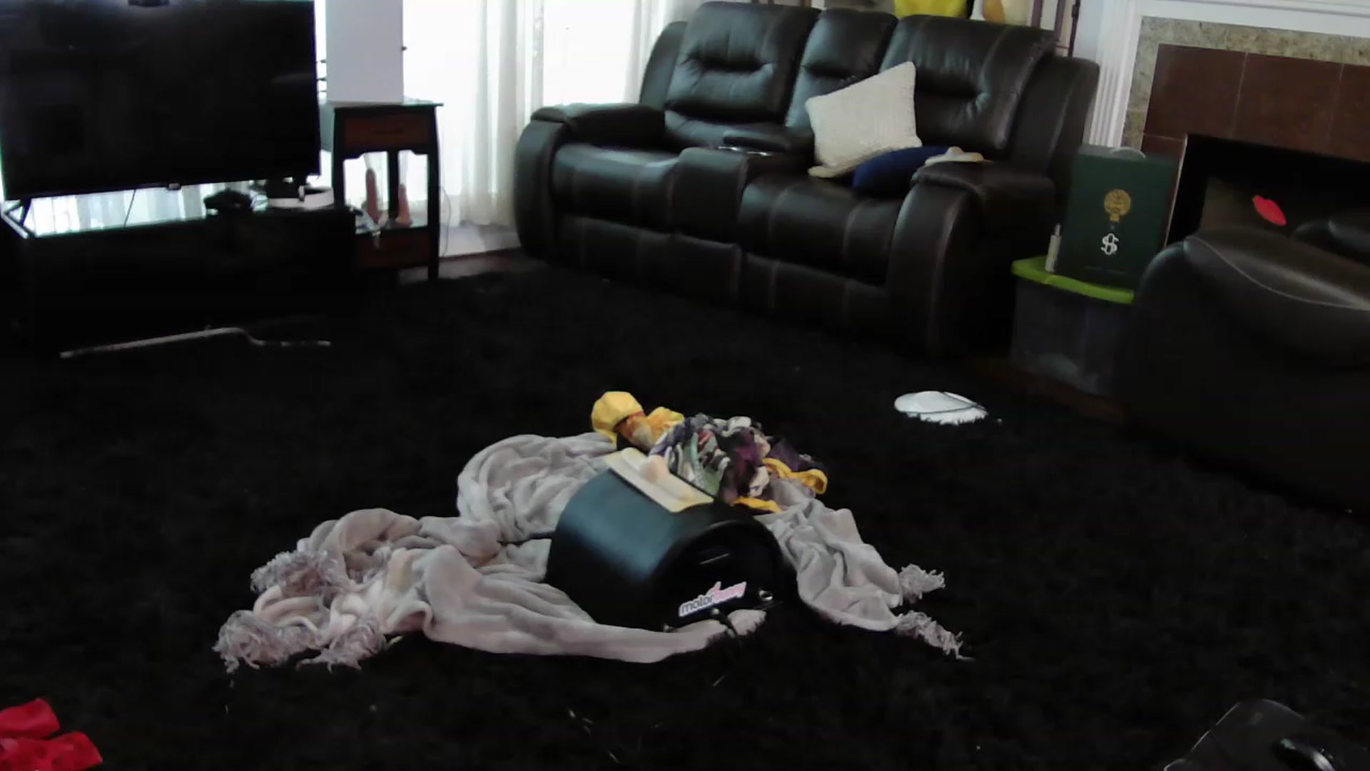 Gallery image thumbnail from Bunnydathug's myfreecams stream on, 04/27/2023, 19:51 image 15 of 20