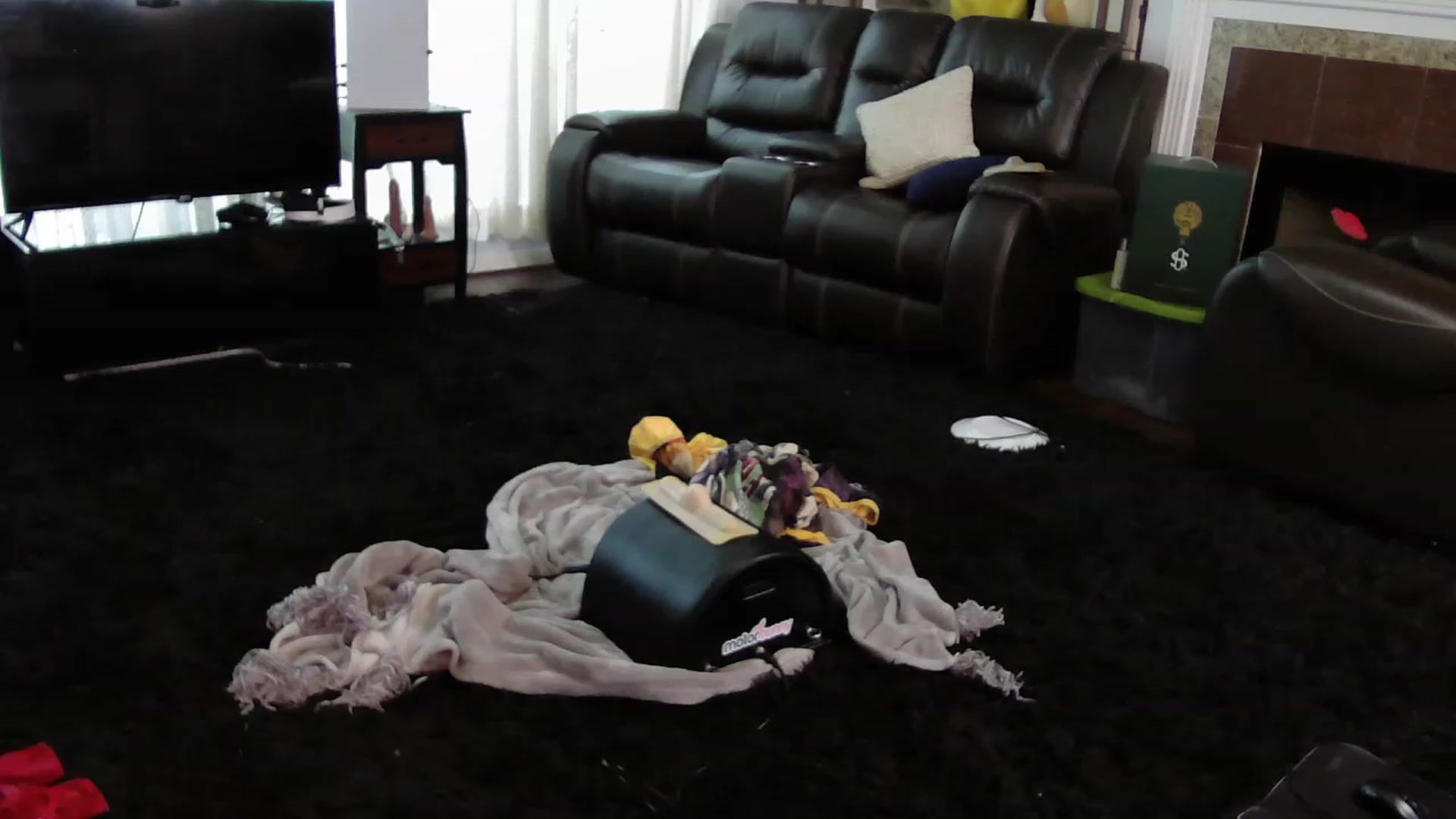 Gallery image thumbnail from Bunnydathug's myfreecams stream on, 04/27/2023, 19:51 image 17 of 20
