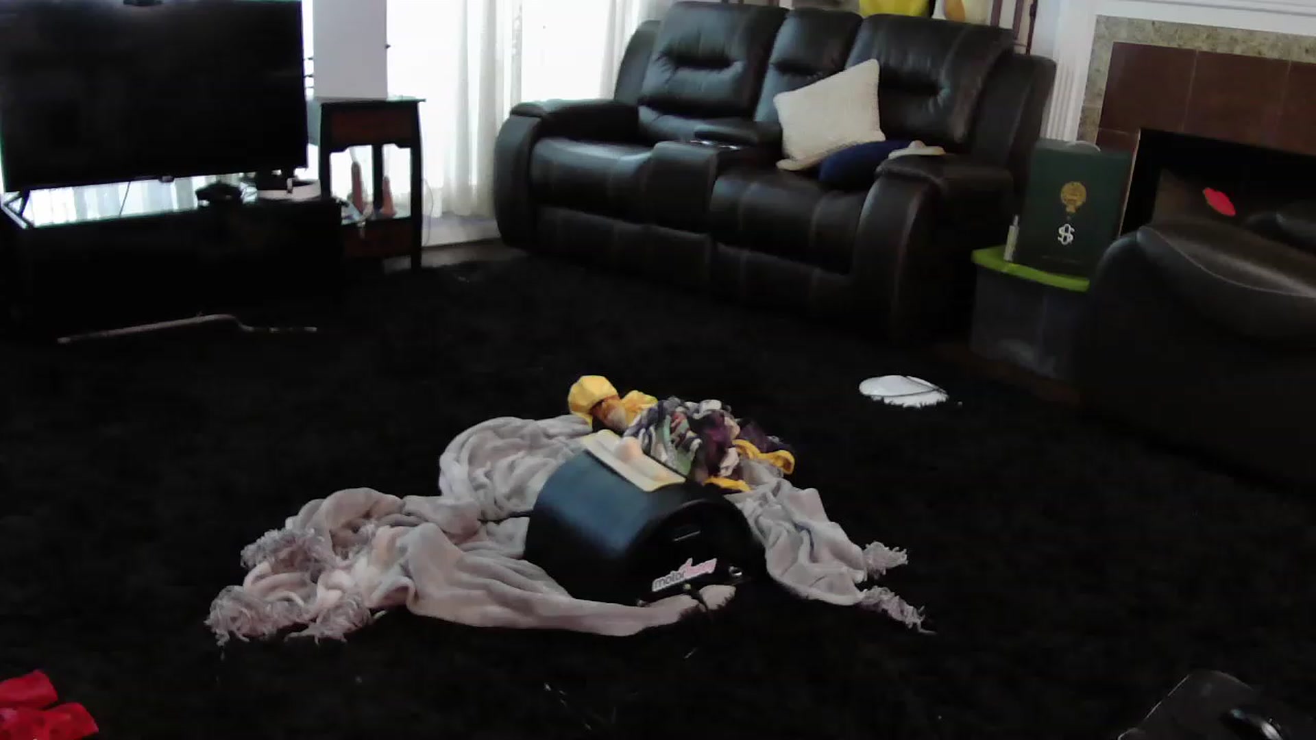 Gallery image thumbnail from Bunnydathug's myfreecams stream on, 04/27/2023, 19:51 image 16 of 20