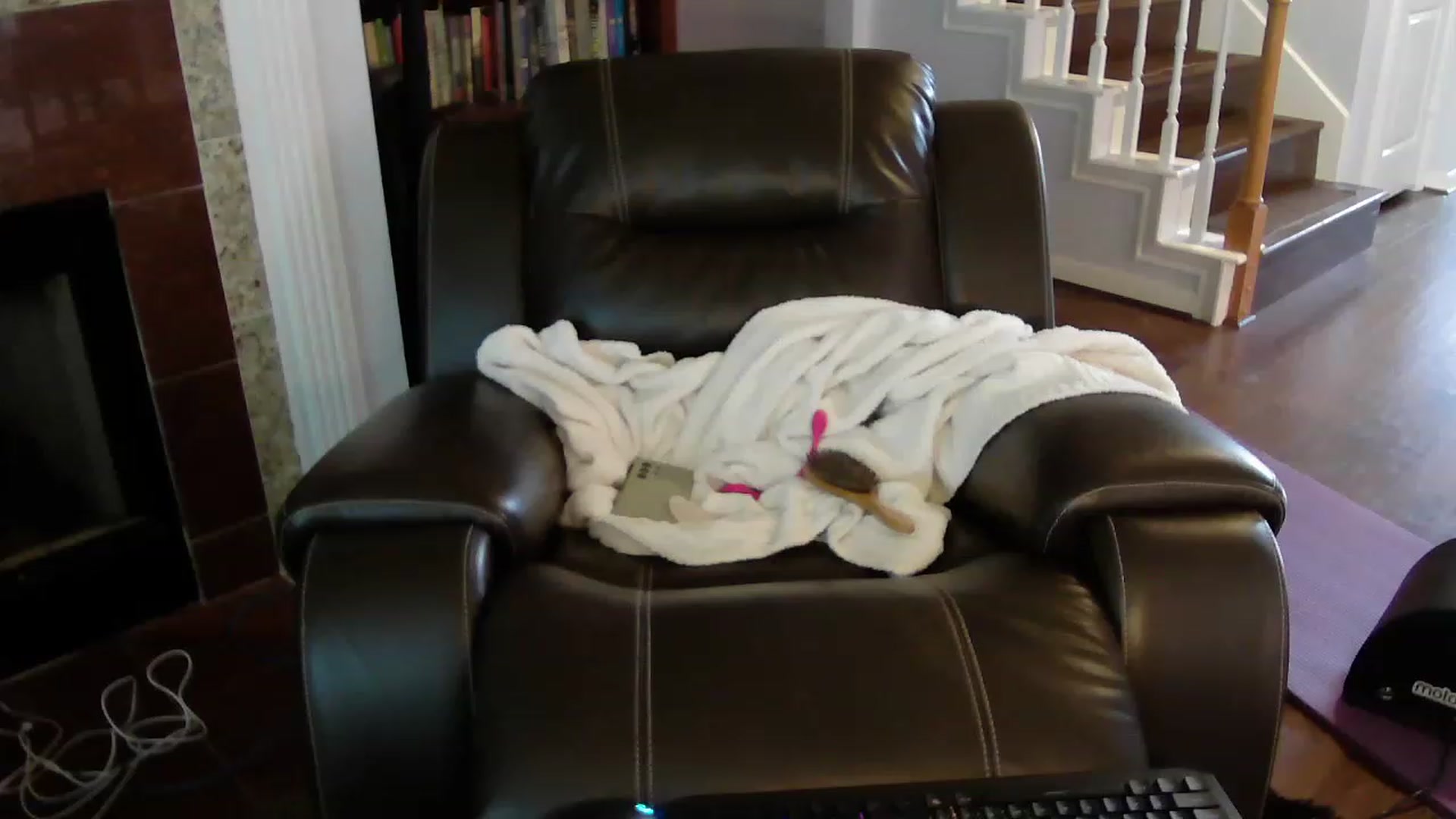 Gallery image thumbnail from Bunnydathug's myfreecams stream on, 04/28/2023, 16:56 image 11 of 20