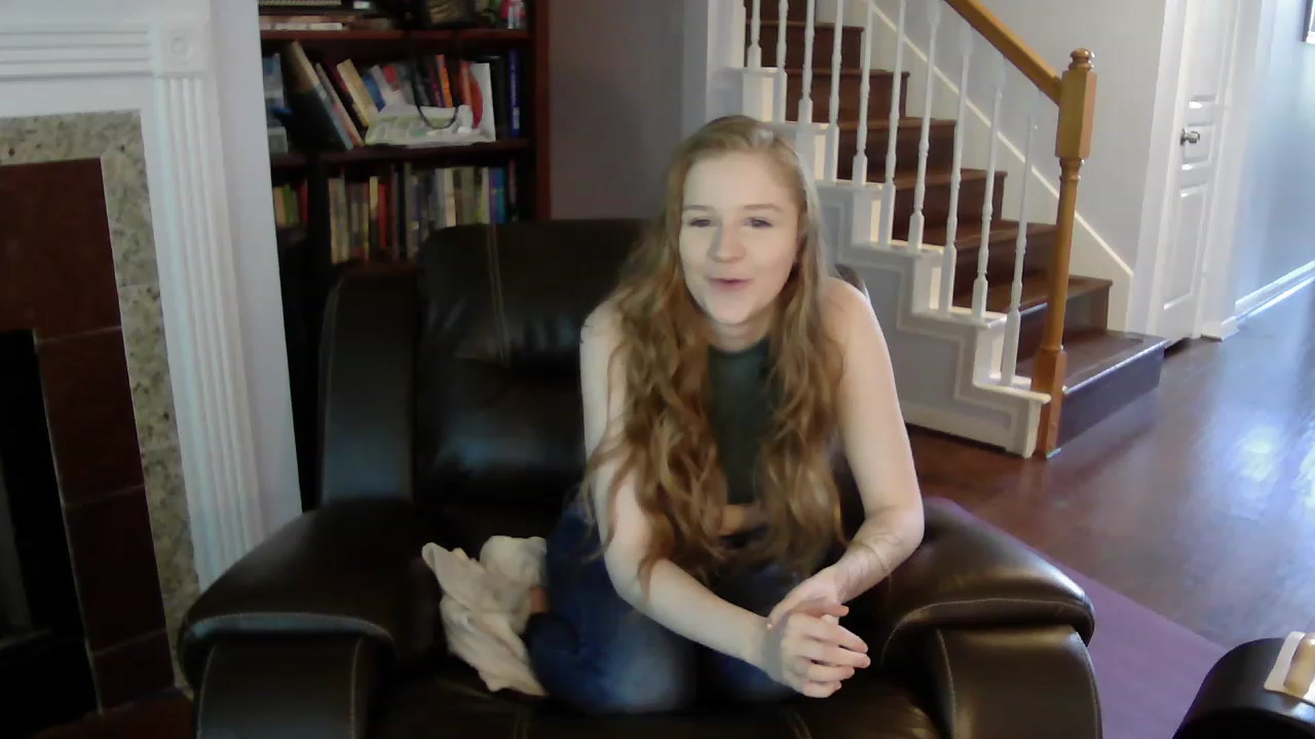 Gallery image thumbnail from Bunnydathug's myfreecams stream on, 04/28/2023, 17:28 image 14 of 20