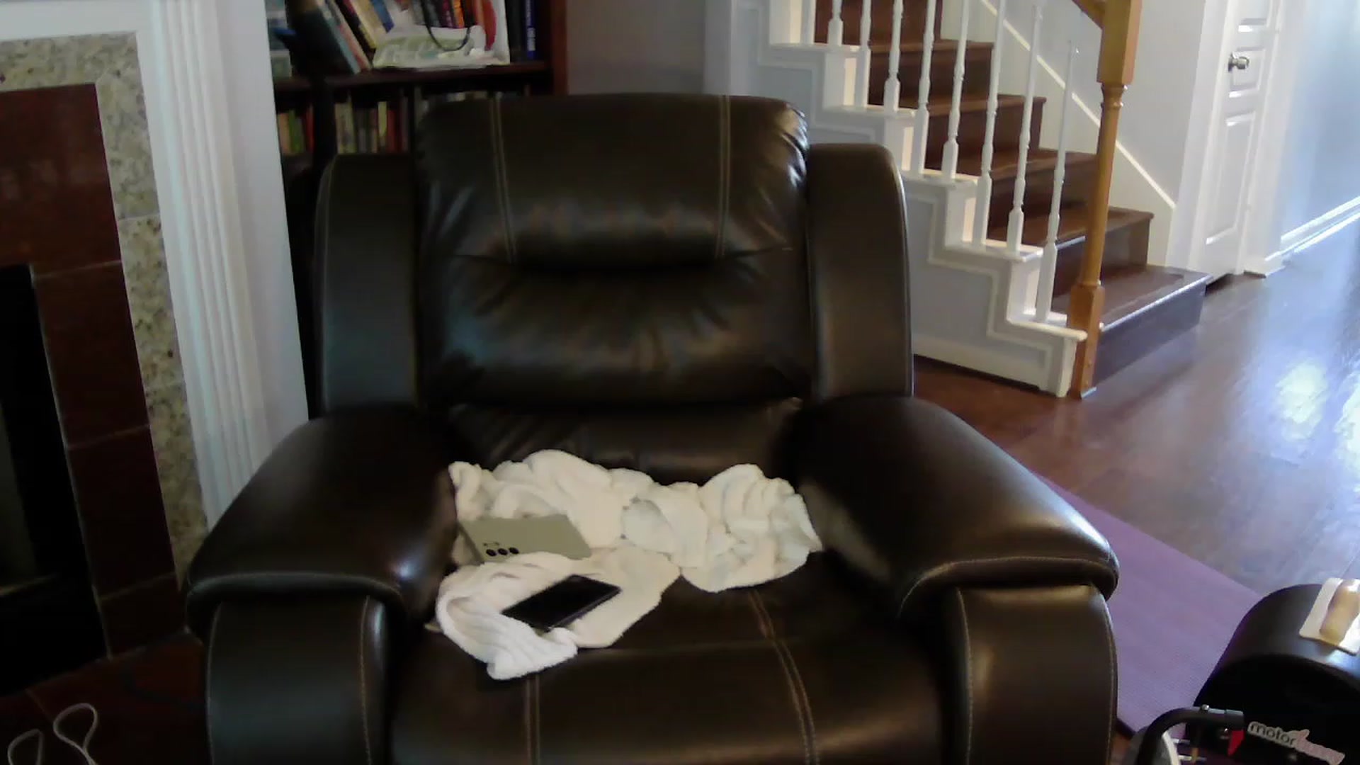 Gallery image thumbnail from Bunnydathug's myfreecams stream on, 04/28/2023, 18:11 image 10 of 20