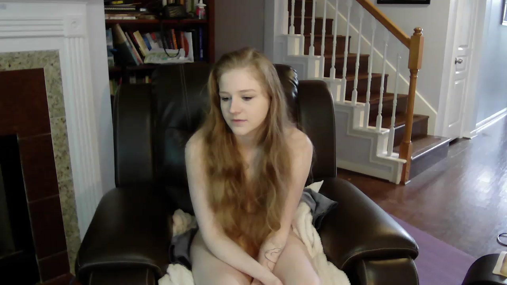 Gallery image thumbnail from Bunnydathug's myfreecams stream on, 04/29/2023, 15:11 image 16 of 20