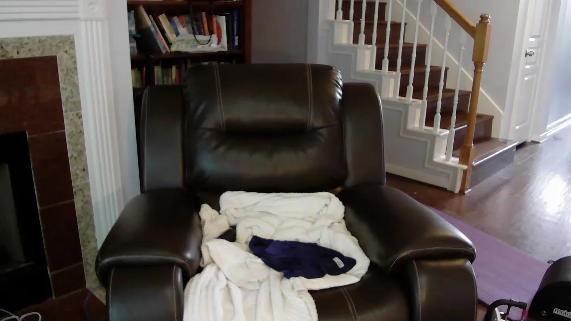 Gallery image thumbnail from Bunnydathug's myfreecams stream on, 04/29/2023, 19:49 image 4 of 20