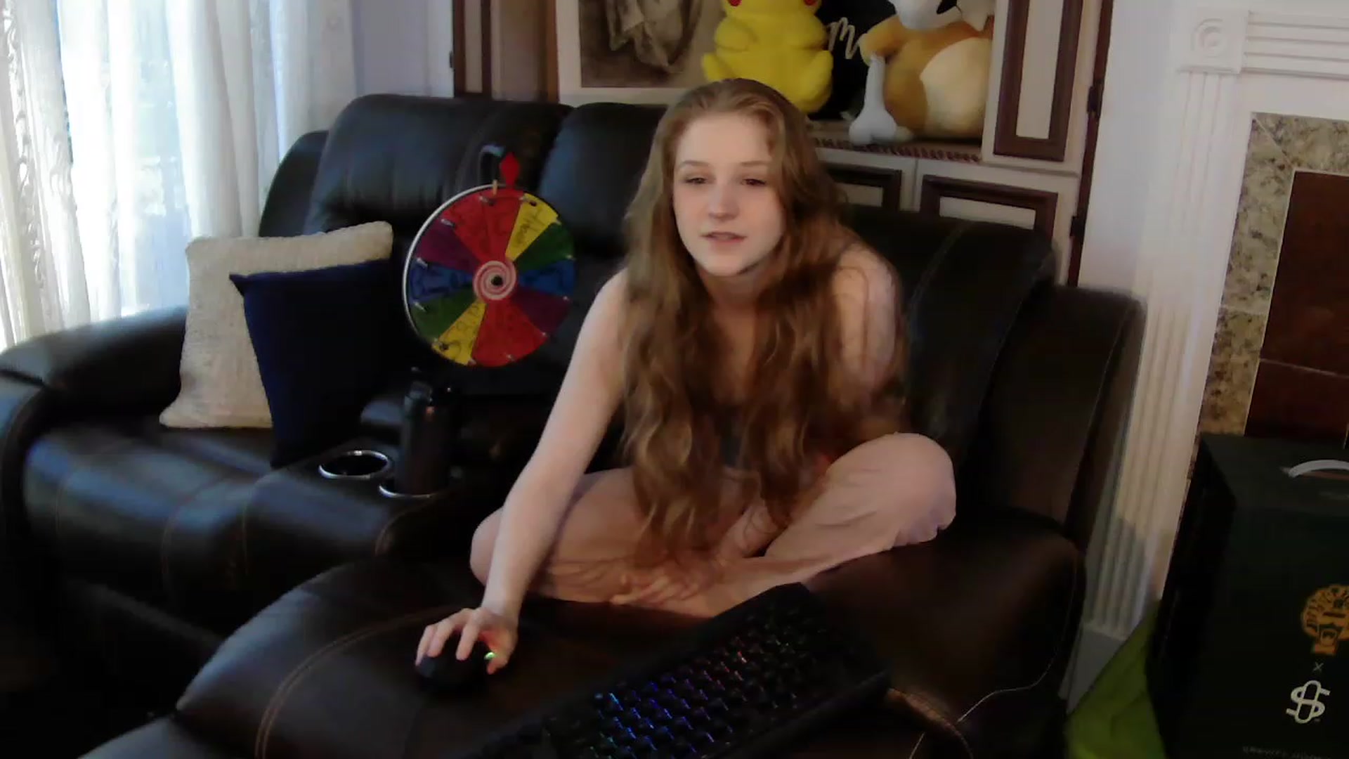 Gallery image thumbnail from Bunnydathug's myfreecams stream on, 04/30/2023, 20:11 image 5 of 20