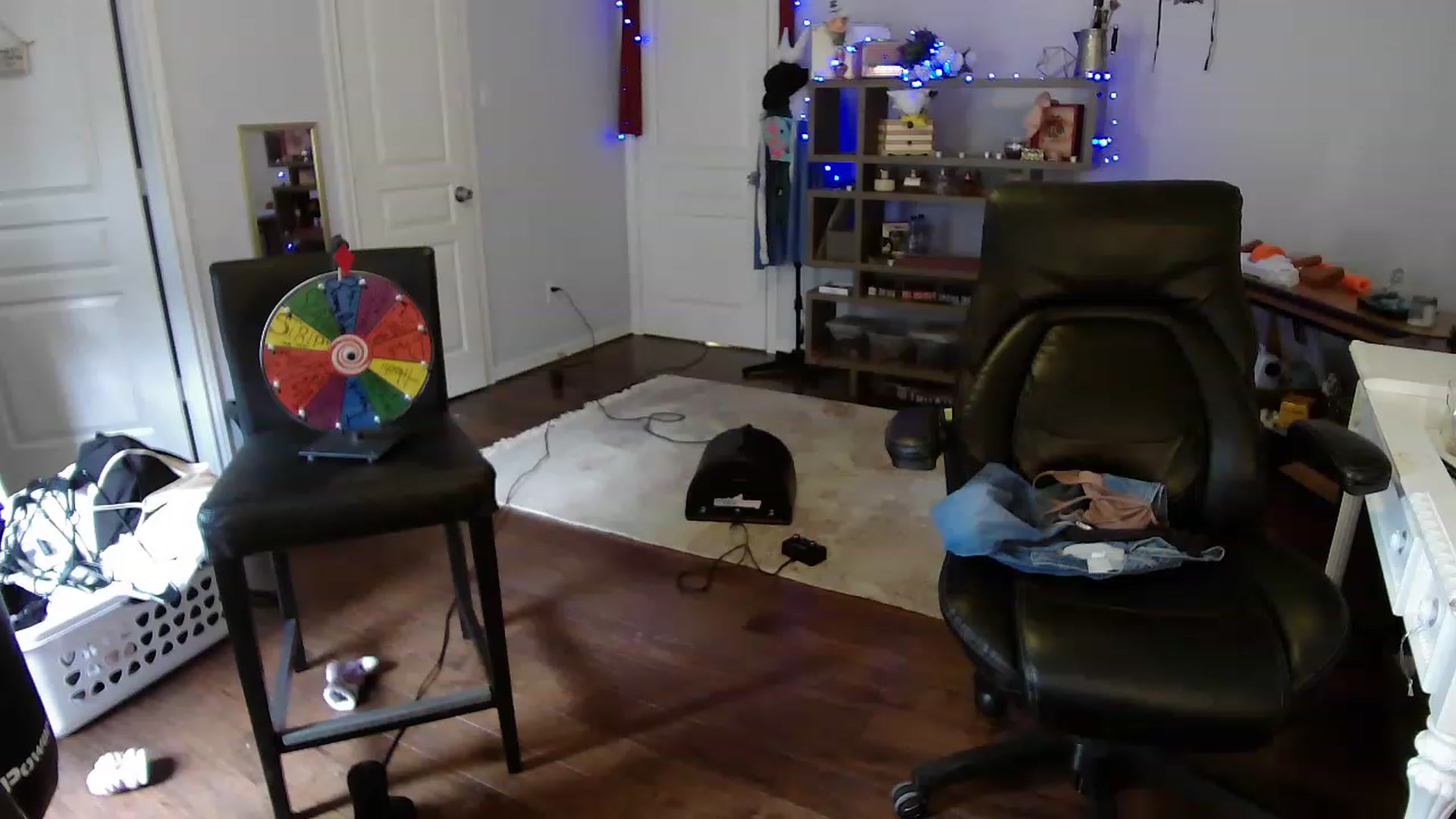 Gallery image thumbnail from Bunnydathug's myfreecams stream on, 05/02/2023, 17:14 image 14 of 20