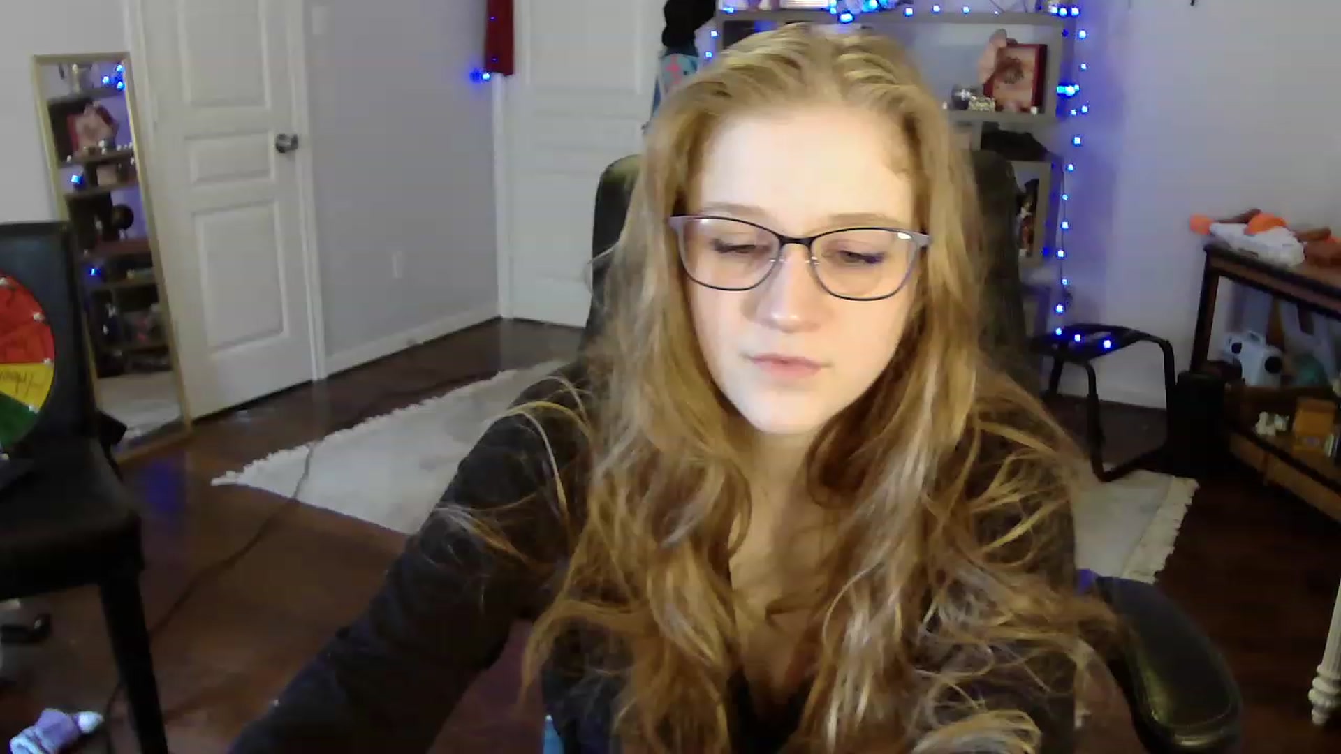 Gallery image thumbnail from Bunnydathug's myfreecams stream on, 05/03/2023, 18:29 image 11 of 20