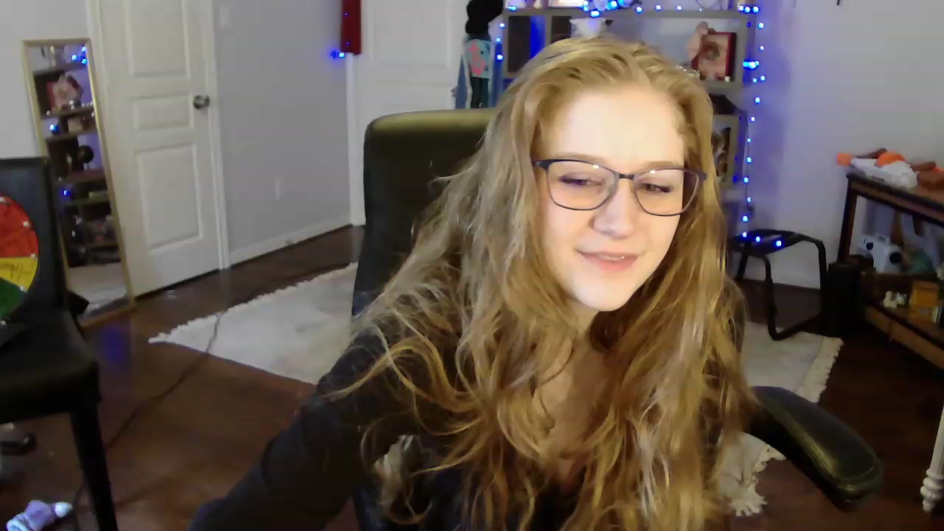 Gallery image thumbnail from Bunnydathug's myfreecams stream on, 05/03/2023, 18:29 image 10 of 20