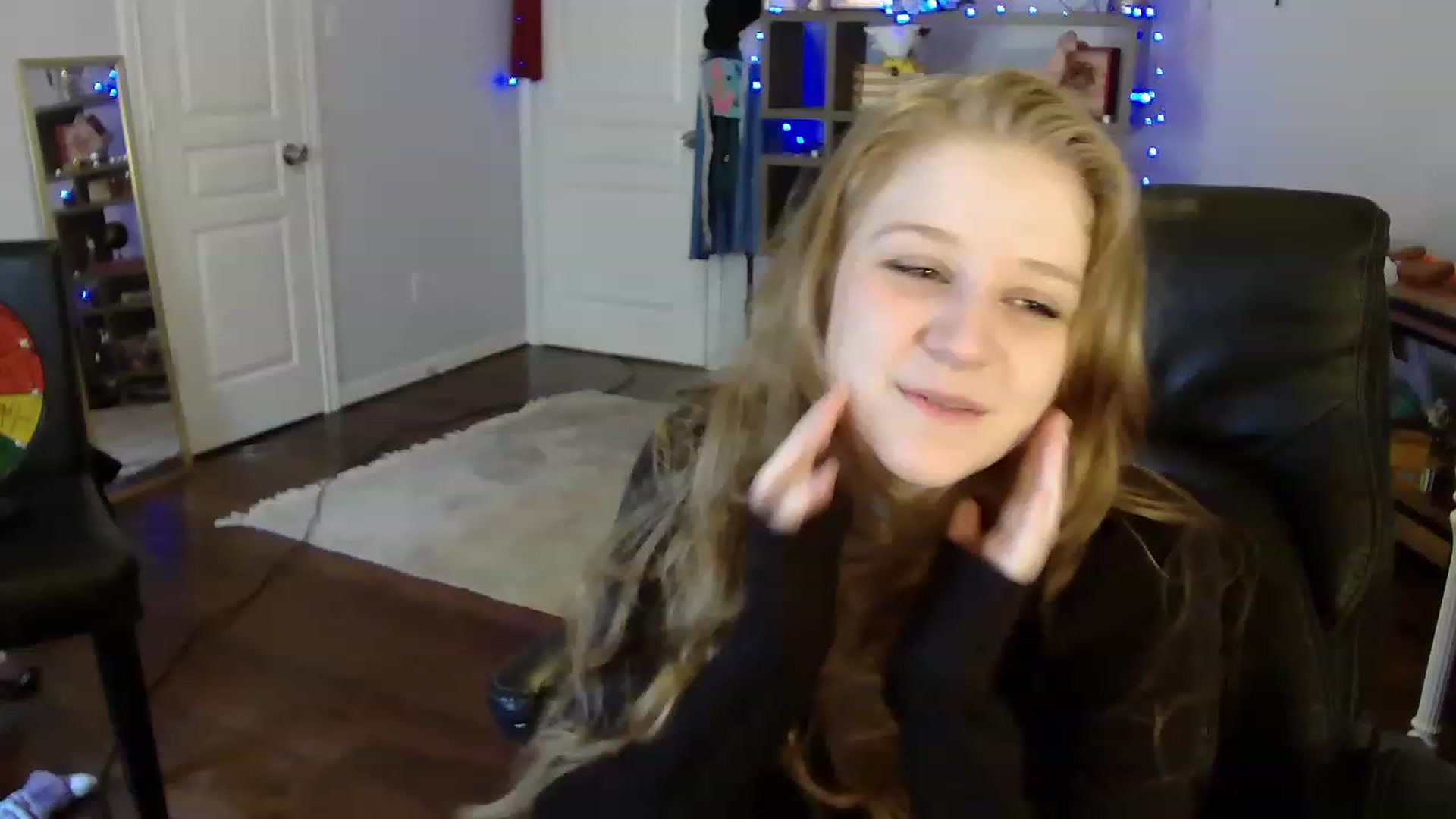 Gallery image thumbnail from Bunnydathug's myfreecams stream on, 05/03/2023, 19:23 image 1 of 20