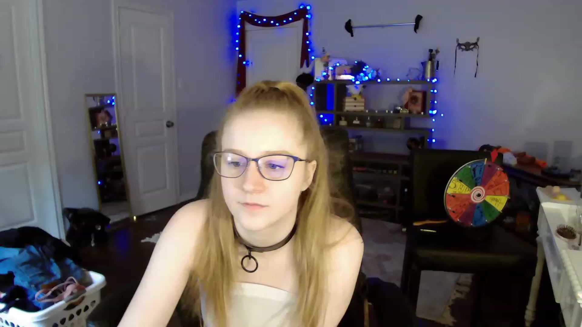 Gallery image thumbnail from Bunnydathug's myfreecams stream on, 05/04/2023, 16:29 image 10 of 20