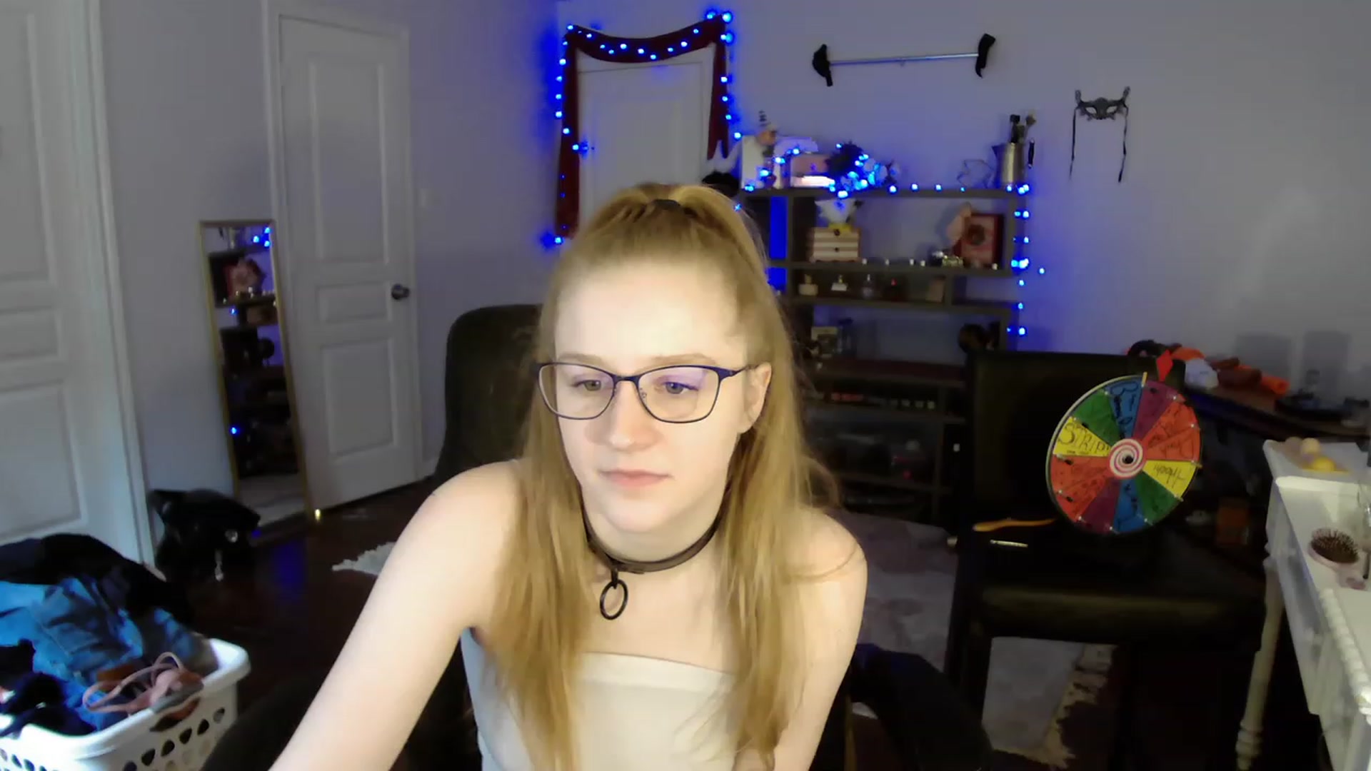Gallery image thumbnail from Bunnydathug's myfreecams stream on, 05/04/2023, 16:29 image 11 of 20