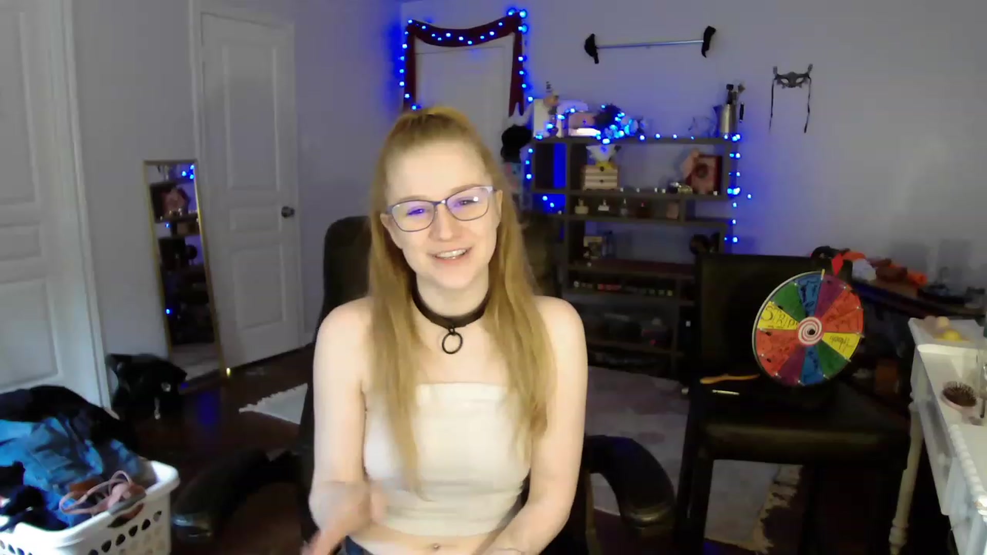 Gallery image thumbnail from Bunnydathug's myfreecams stream on, 05/04/2023, 16:29 image 13 of 20