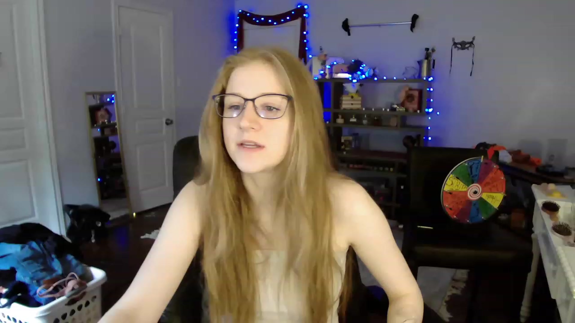 Gallery image thumbnail from Bunnydathug's myfreecams stream on, 05/04/2023, 16:29 image 1 of 20