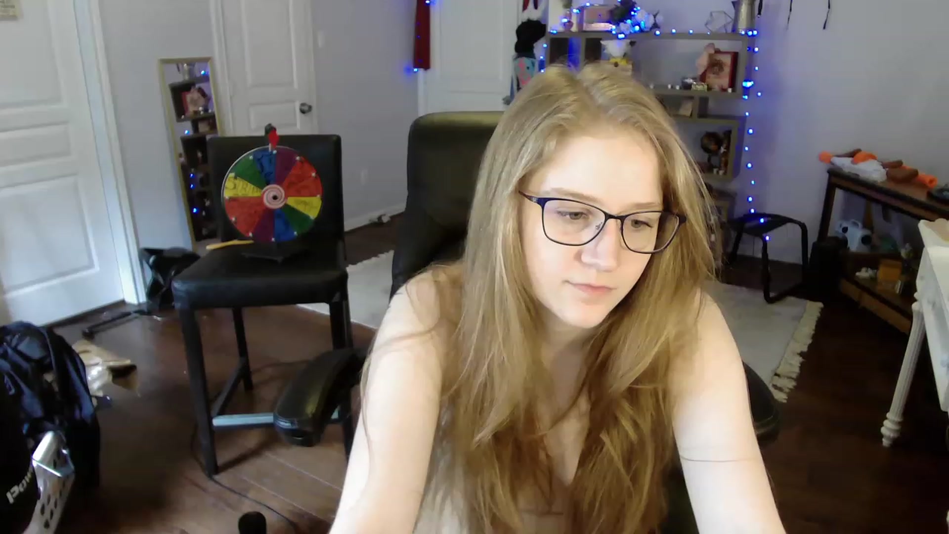 Gallery image thumbnail from Bunnydathug's myfreecams stream on, 05/04/2023, 17:15 image 17 of 20