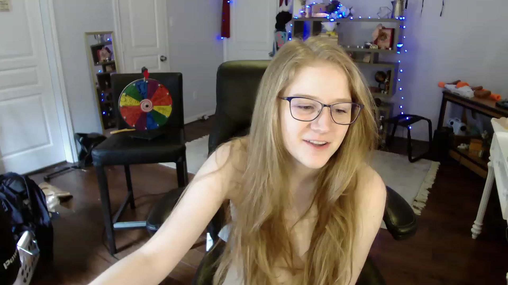 Gallery image thumbnail from Bunnydathug's myfreecams stream on, 05/04/2023, 17:15 image 18 of 20