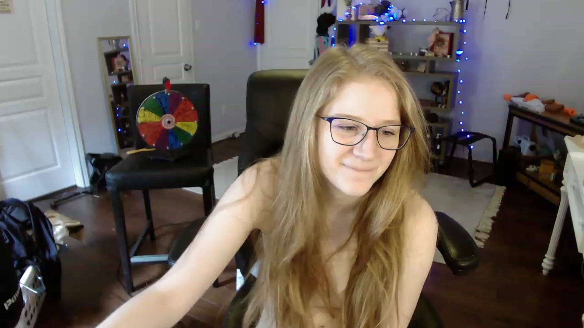 Gallery image thumbnail from Bunnydathug's myfreecams stream on, 05/04/2023, 17:15 image 19 of 20