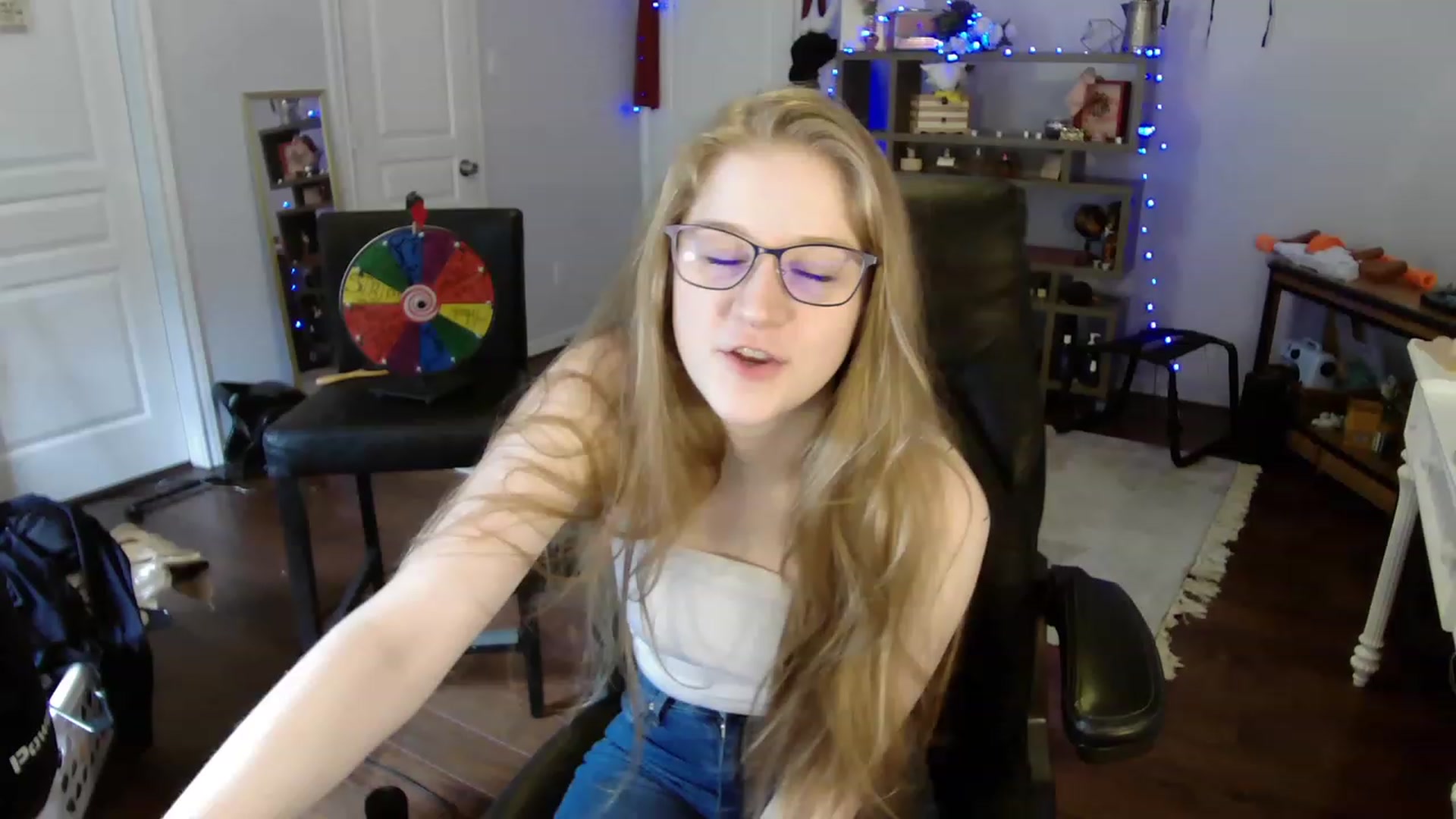 Gallery image thumbnail from Bunnydathug's myfreecams stream on, 05/04/2023, 18:02 image 1 of 20