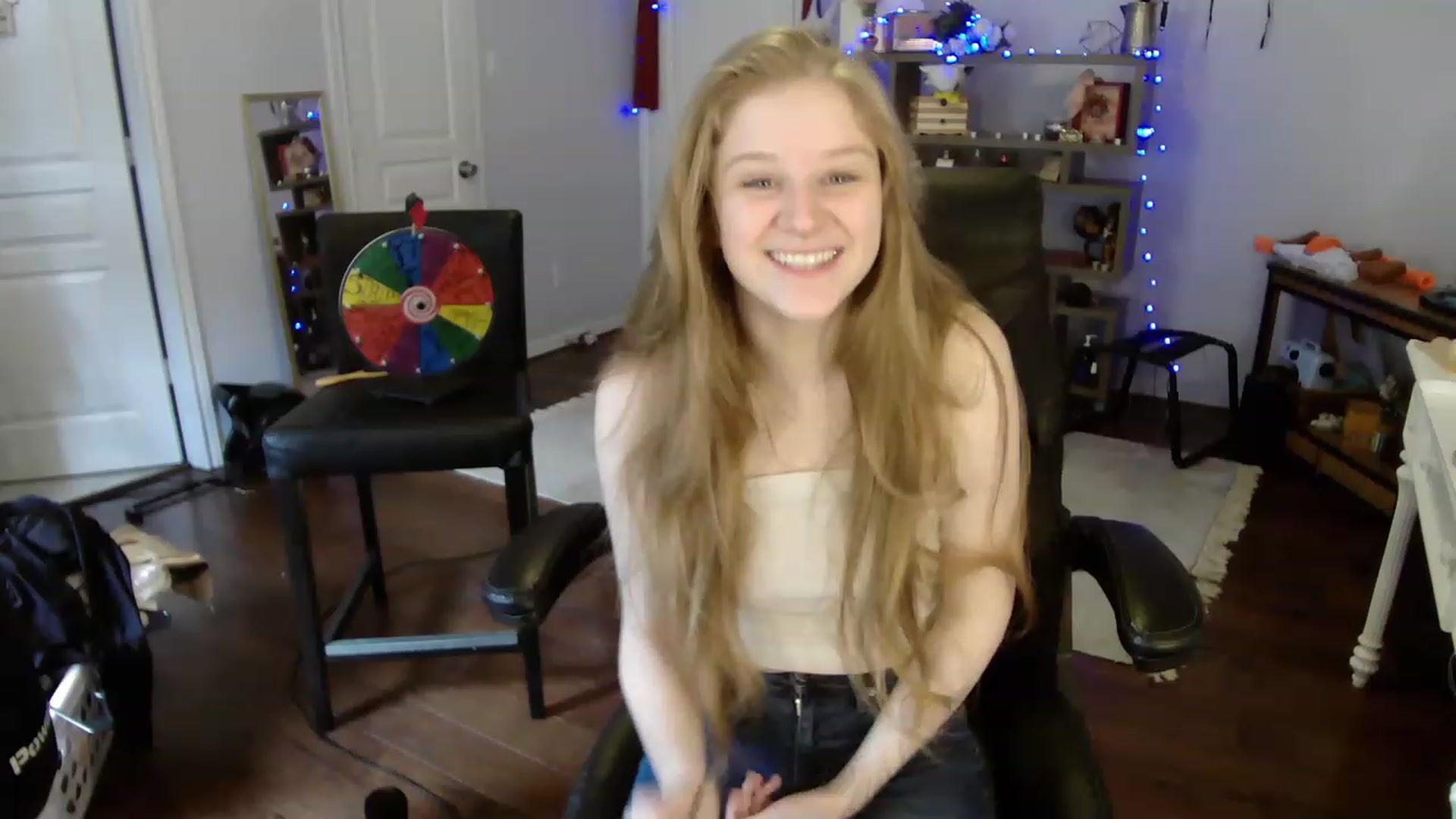 Gallery image thumbnail from Bunnydathug's myfreecams stream on, 05/04/2023, 18:02 image 18 of 20