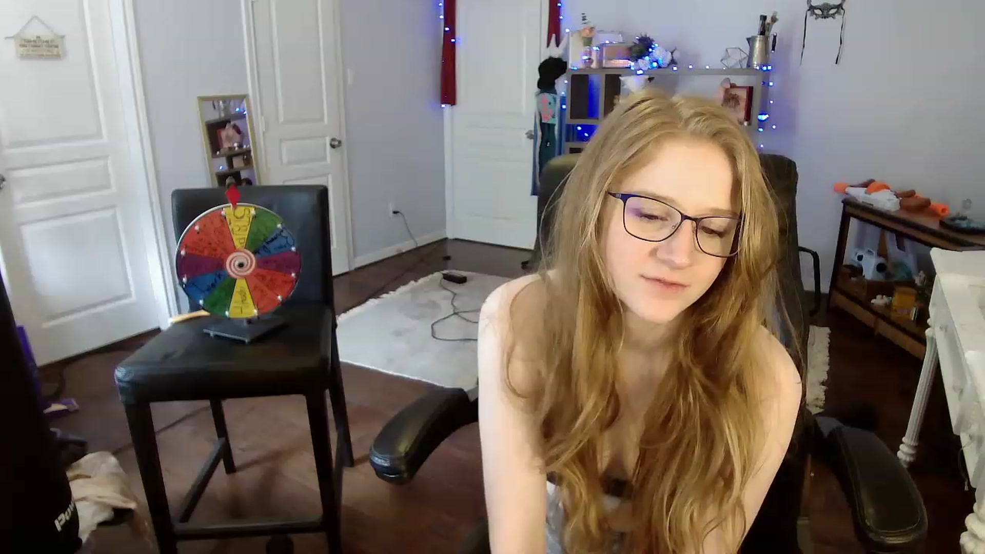 Gallery image thumbnail from Bunnydathug's myfreecams stream on, 05/05/2023, 17:57 image 8 of 20