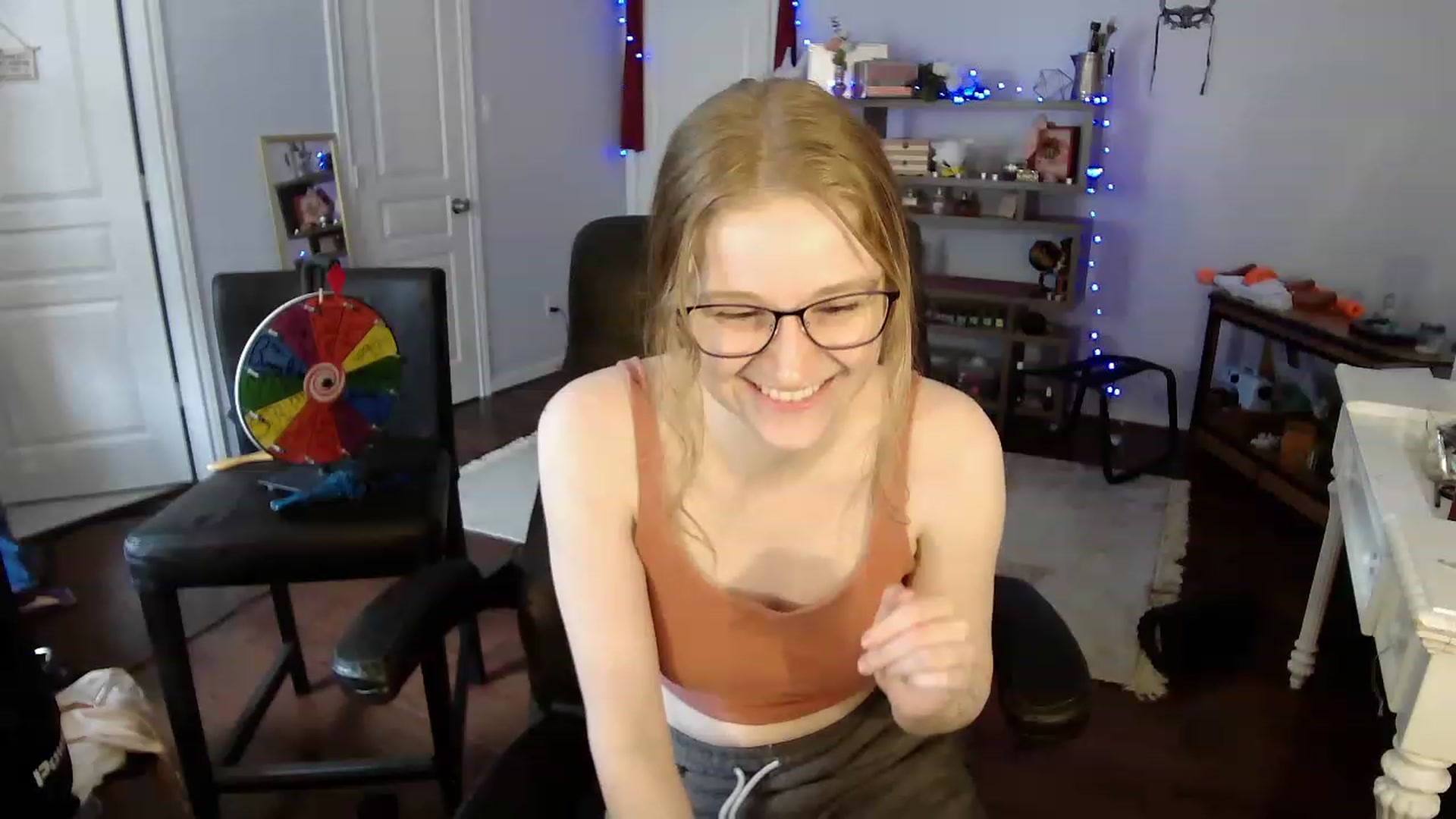 Gallery image thumbnail from Bunnydathug's myfreecams stream on, 05/06/2023, 19:54 image 18 of 20