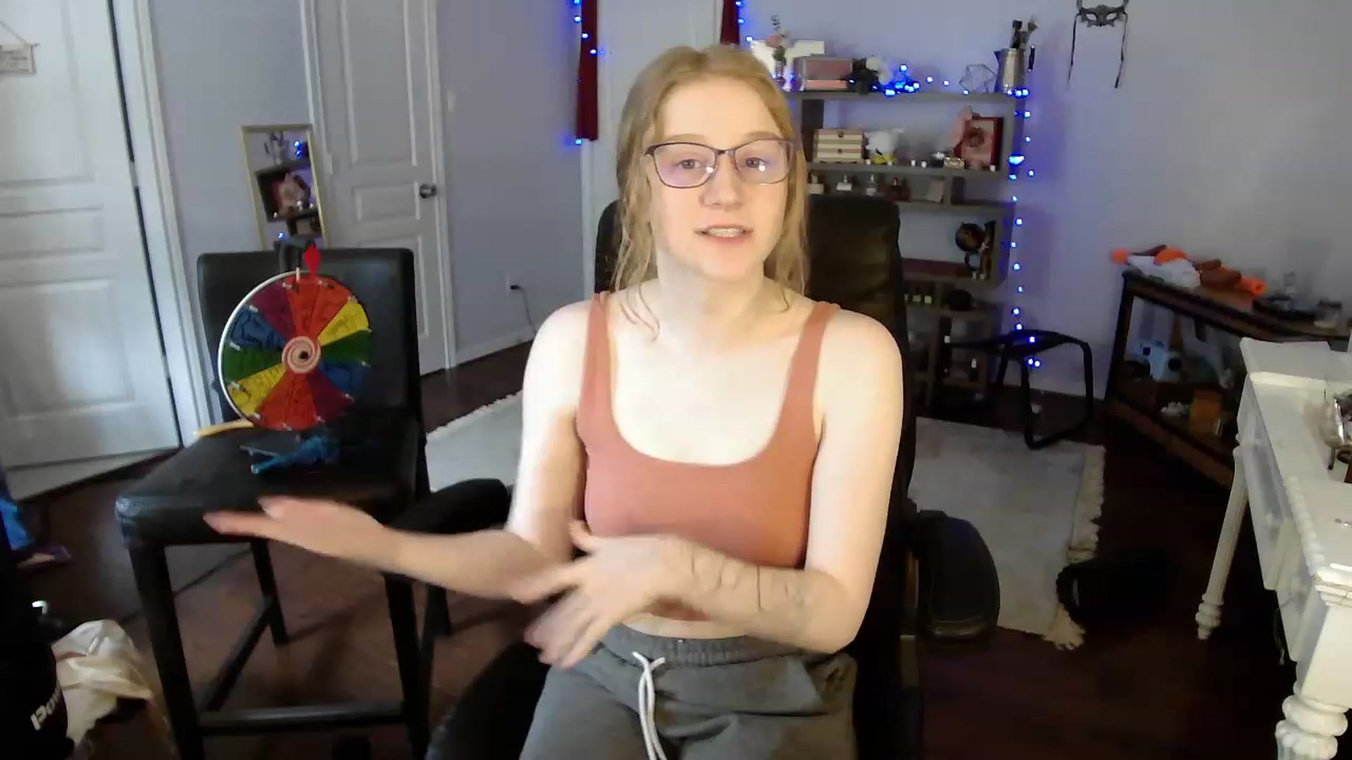 Gallery image thumbnail from Bunnydathug's myfreecams stream on, 05/06/2023, 19:54 image 8 of 20