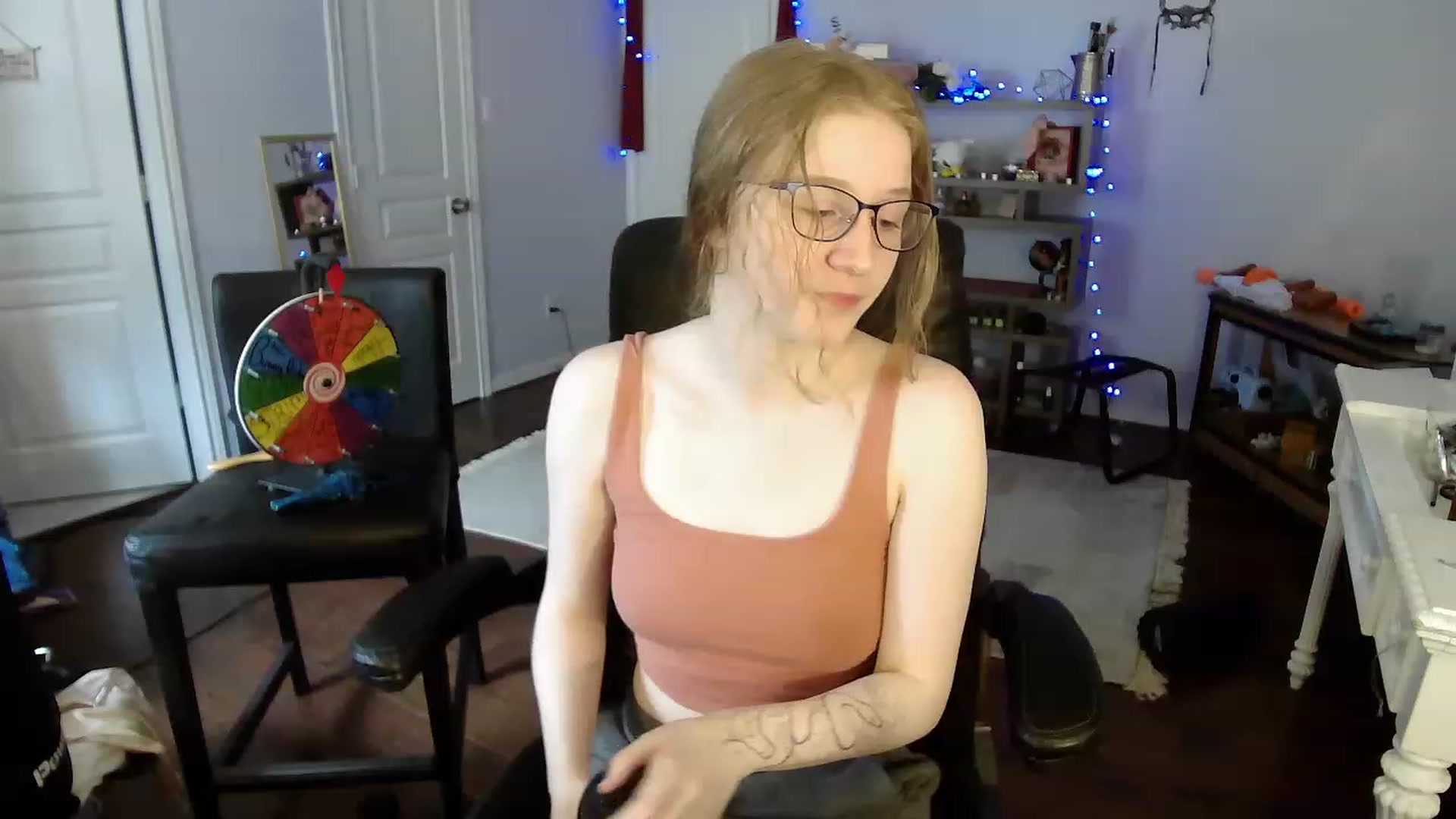 Gallery image thumbnail from Bunnydathug's myfreecams stream on, 05/06/2023, 19:54 image 5 of 20