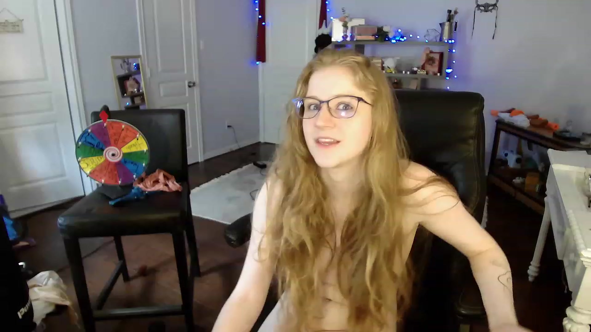 Gallery image thumbnail from Bunnydathug's myfreecams stream on, 05/06/2023, 21:33 image 19 of 20