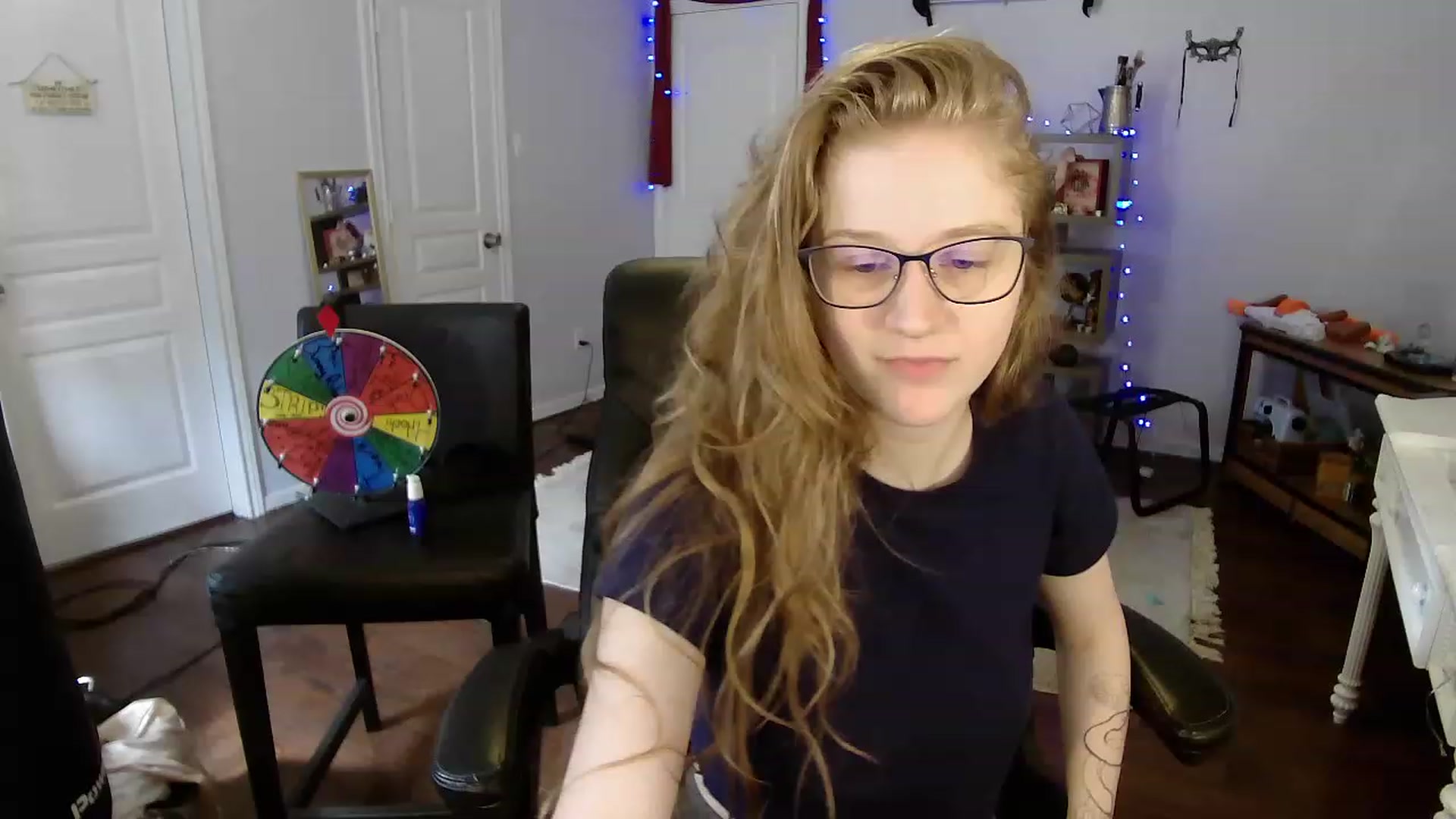 Gallery image thumbnail from Bunnydathug's myfreecams stream on, 05/08/2023, 15:32 image 7 of 20