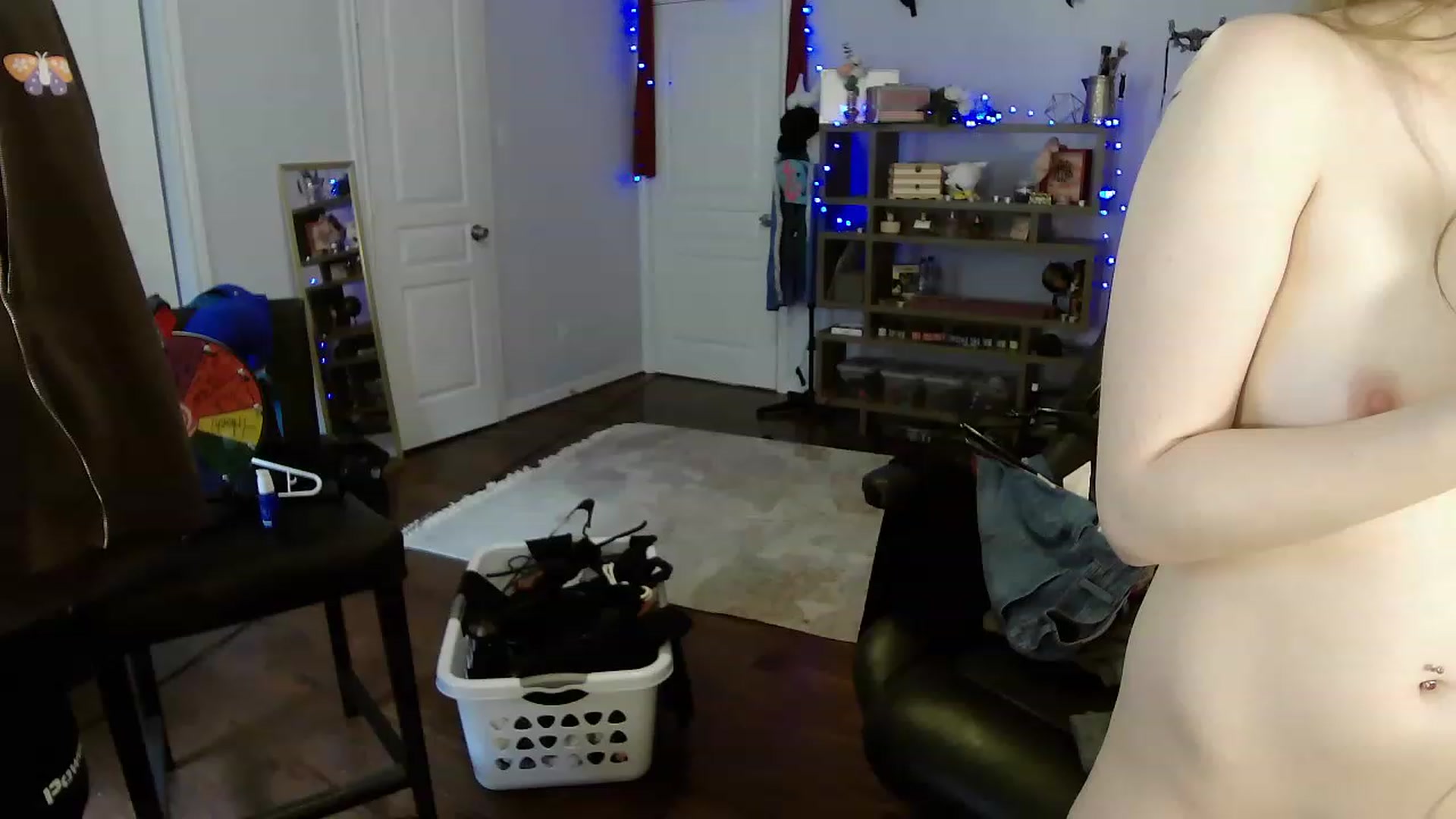 Gallery image thumbnail from Bunnydathug's myfreecams stream on, 05/08/2023, 16:48 image 14 of 20