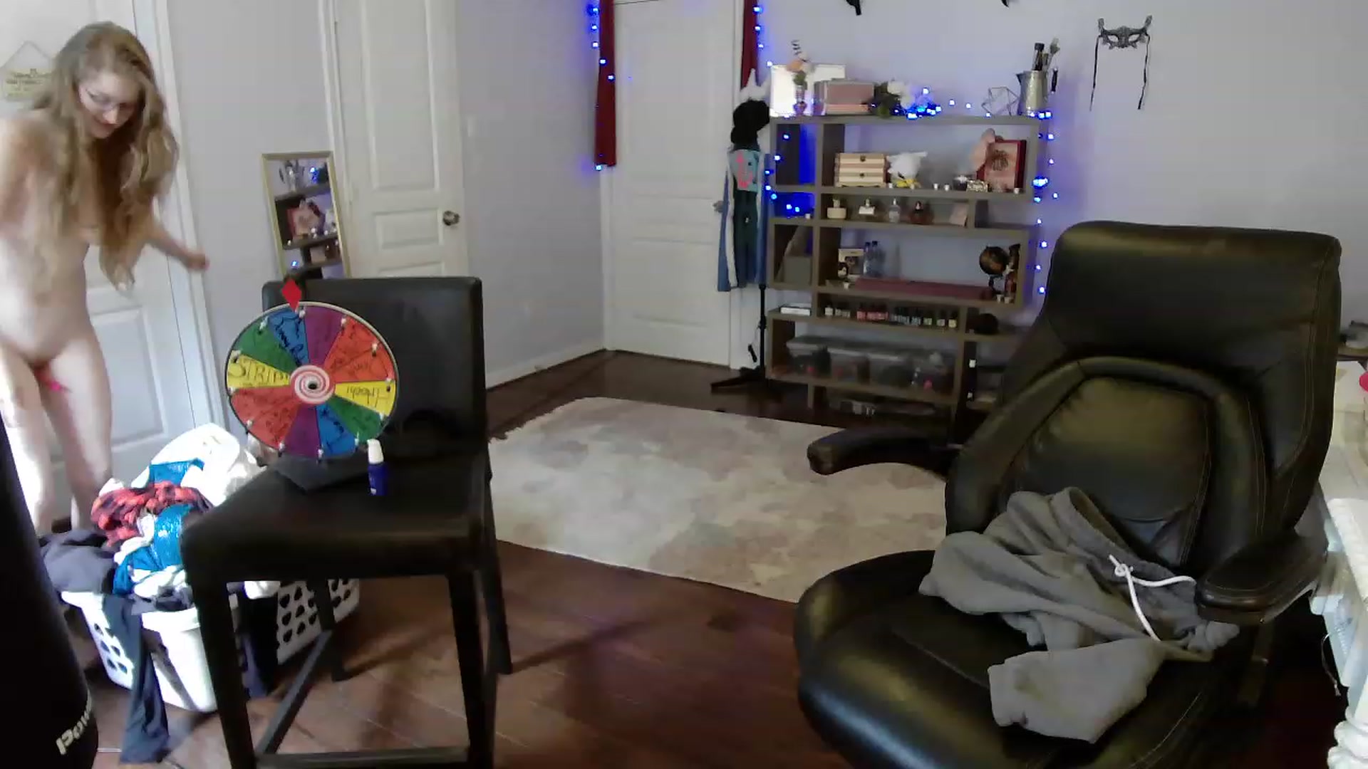 Gallery image thumbnail from Bunnydathug's myfreecams stream on, 05/08/2023, 16:48 image 2 of 20