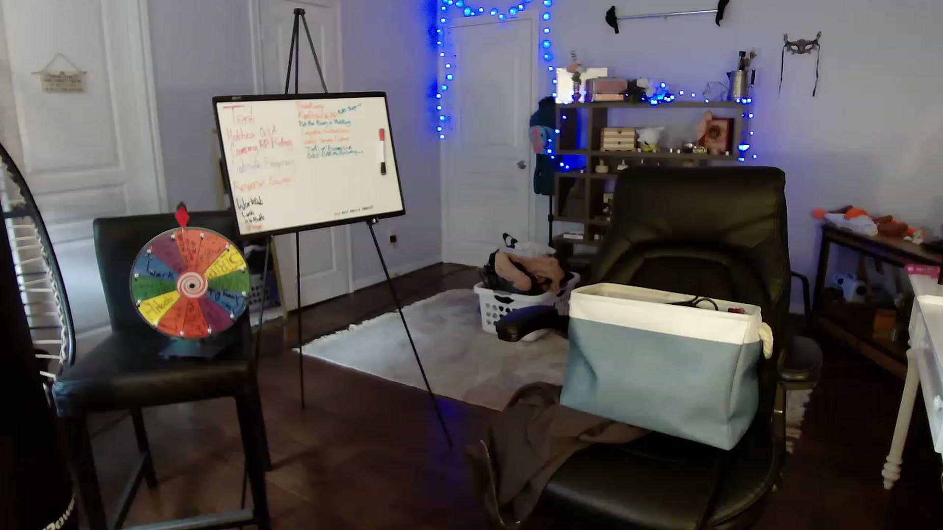 Gallery image thumbnail from Bunnydathug's myfreecams stream on, 05/10/2023, 18:35 image 12 of 20