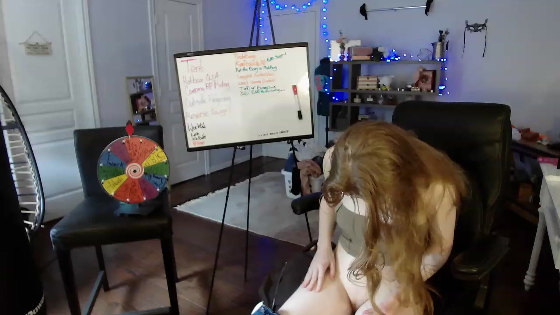 Gallery image thumbnail from Bunnydathug's myfreecams stream on, 05/10/2023, 18:35 image 11 of 20