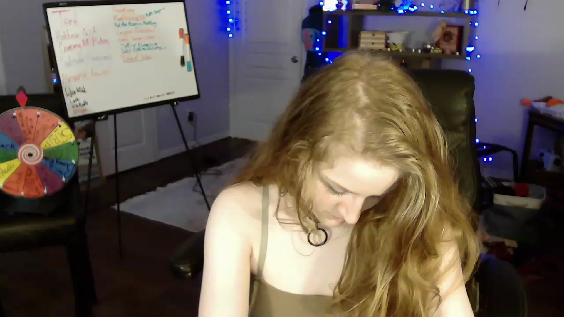Gallery image thumbnail from Bunnydathug's myfreecams stream on, 05/10/2023, 18:51 image 19 of 20