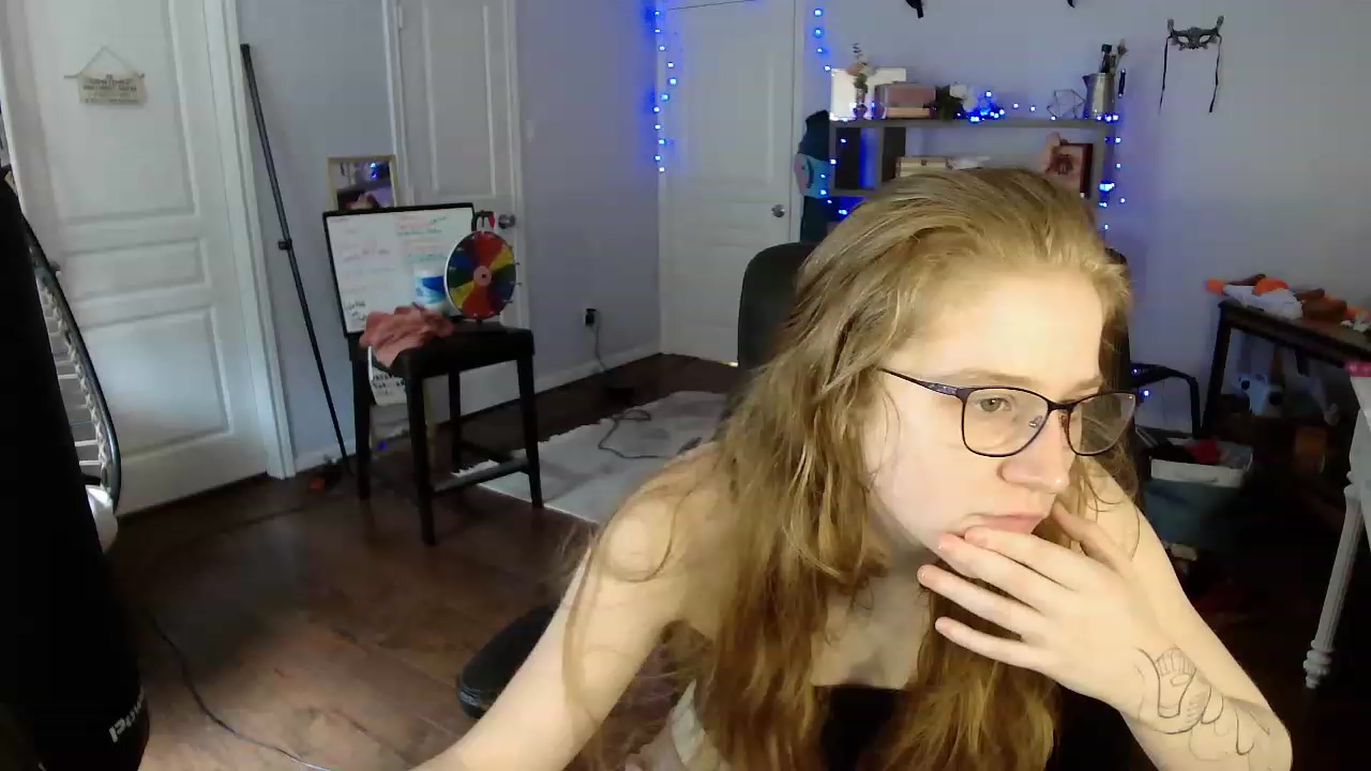 Gallery image thumbnail from Bunnydathug's myfreecams stream on, 05/11/2023, 16:43 image 1 of 20