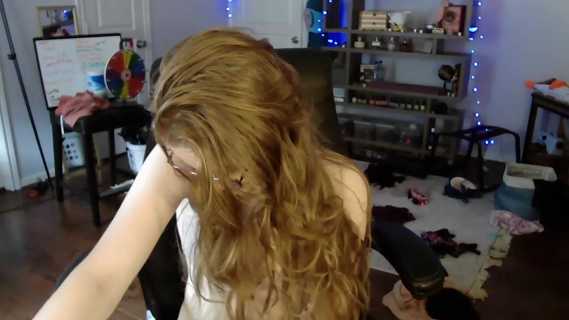 Gallery image thumbnail from Bunnydathug's myfreecams stream on, 05/11/2023, 16:43 image 20 of 20