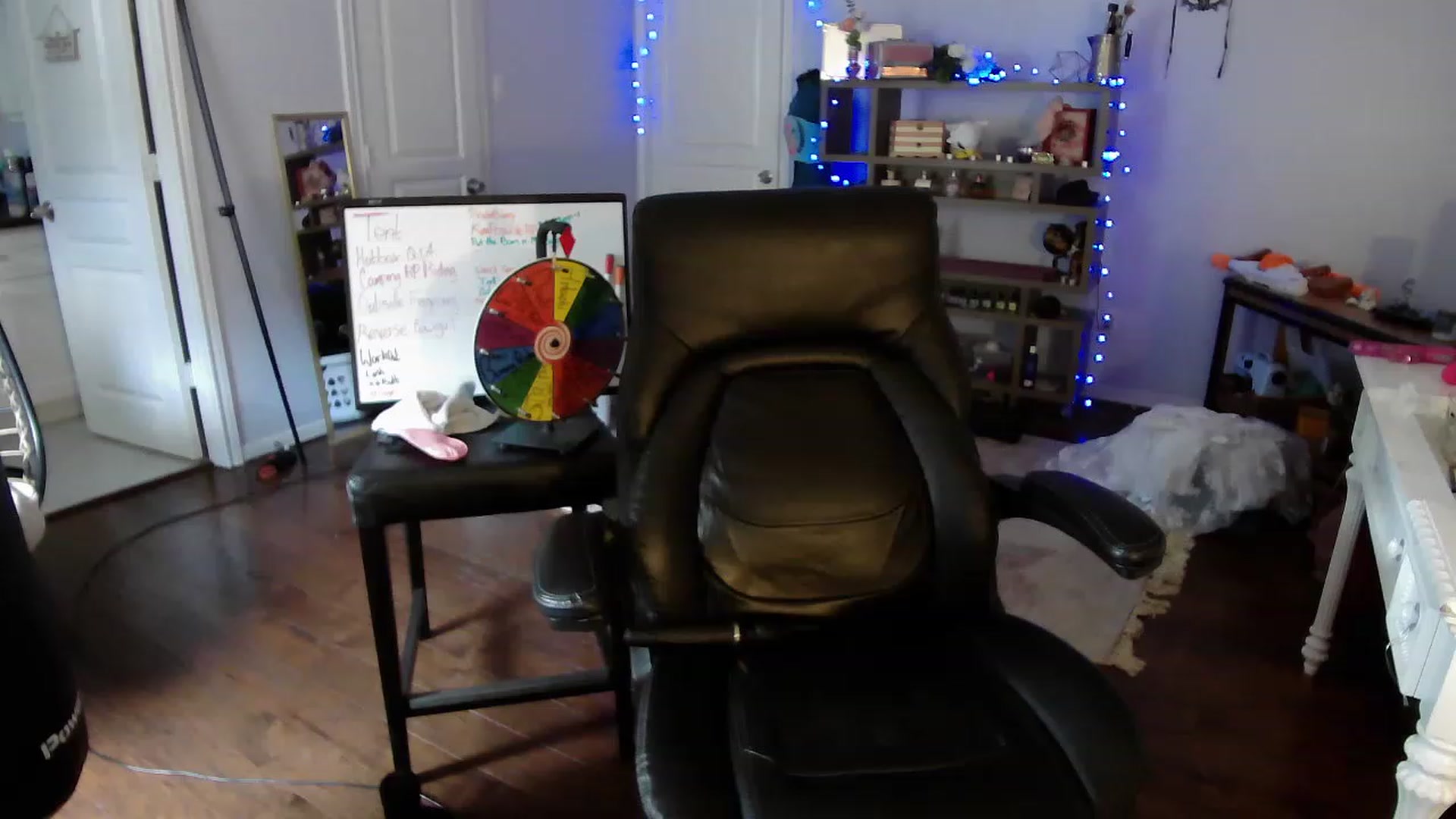 Gallery image thumbnail from Bunnydathug's myfreecams stream on, 05/12/2023, 16:55 image 11 of 20
