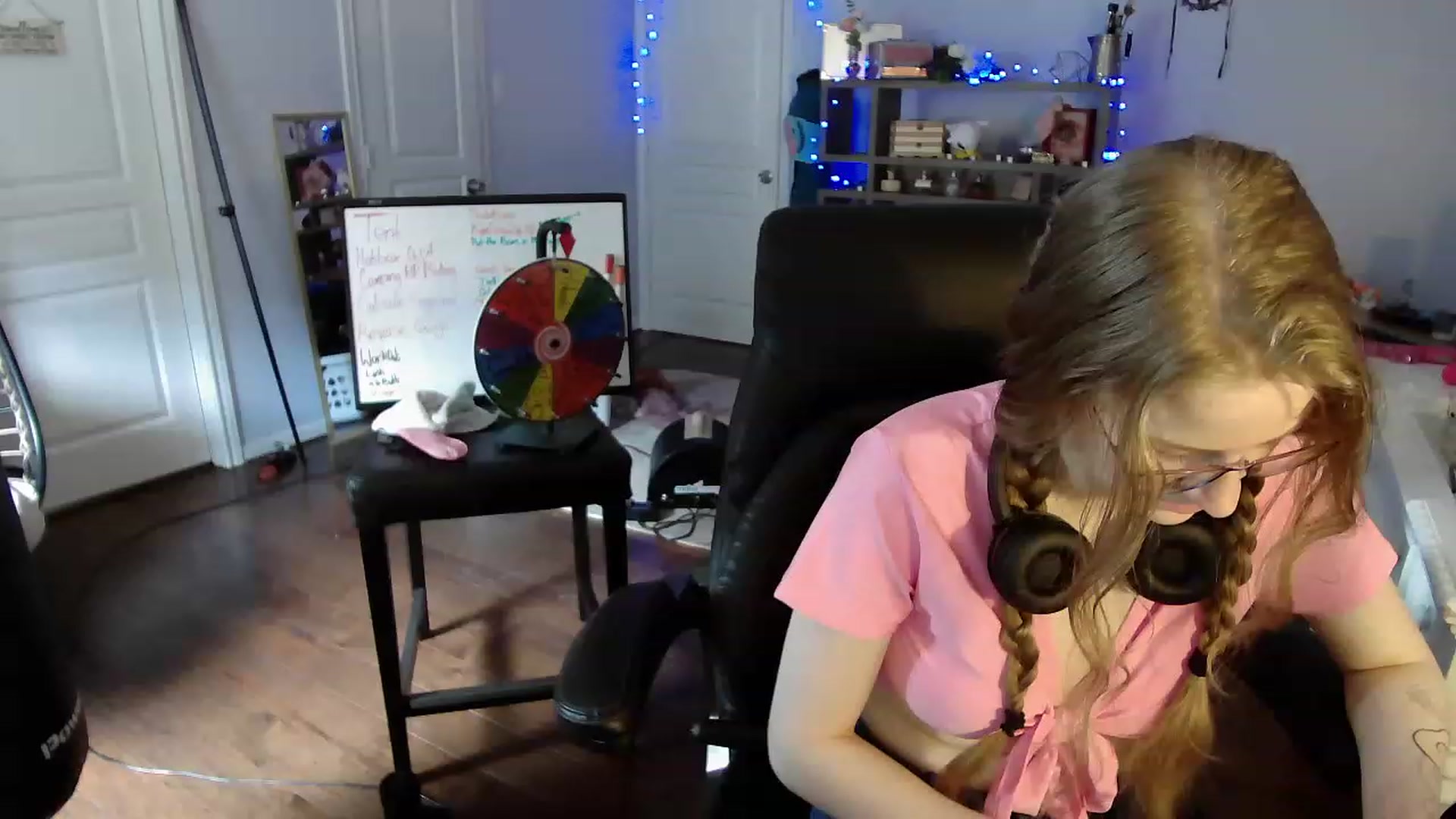 Gallery image thumbnail from Bunnydathug's myfreecams stream on, 05/12/2023, 16:55 image 3 of 20