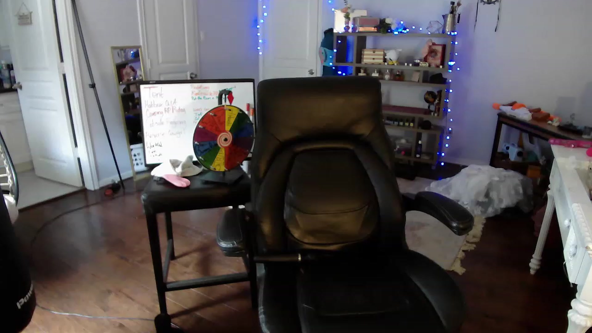 Gallery image thumbnail from Bunnydathug's myfreecams stream on, 05/12/2023, 16:55 image 12 of 20