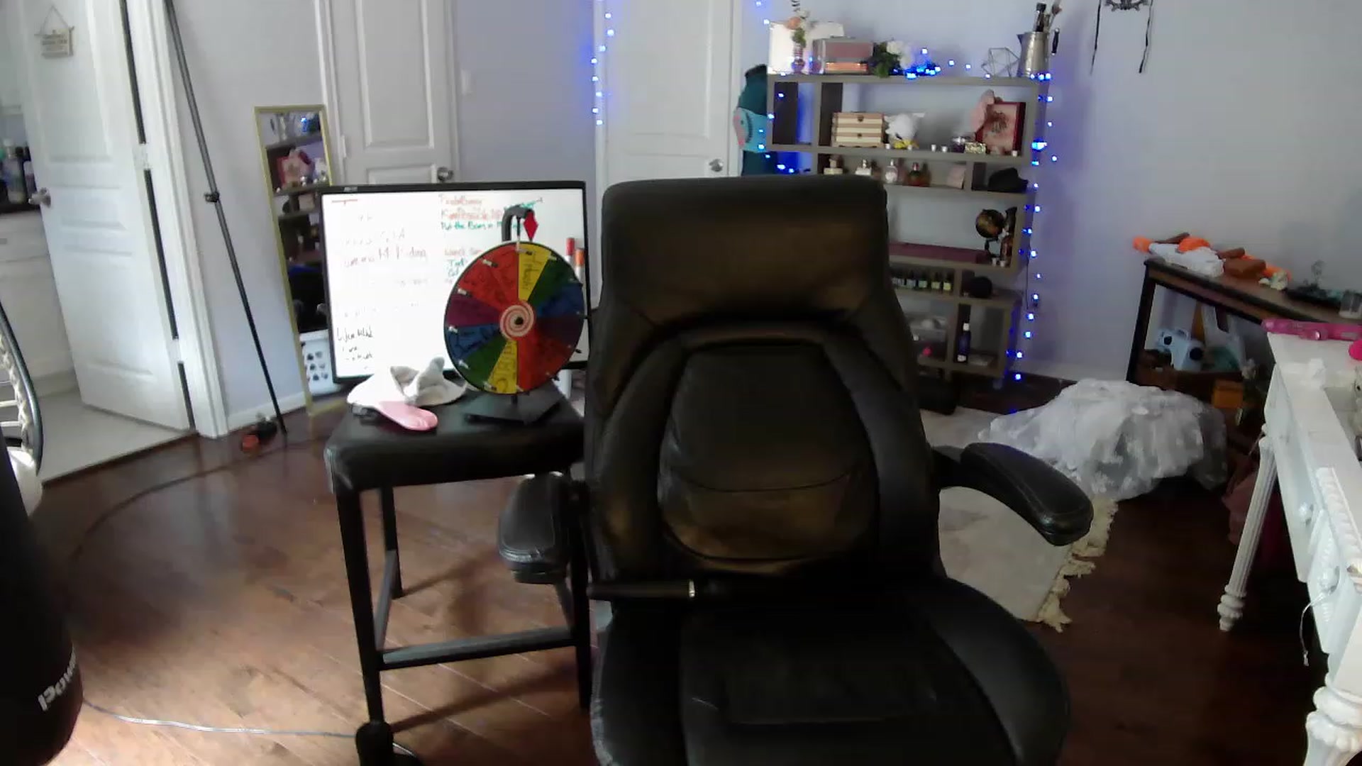 Gallery image thumbnail from Bunnydathug's myfreecams stream on, 05/12/2023, 16:55 image 9 of 20