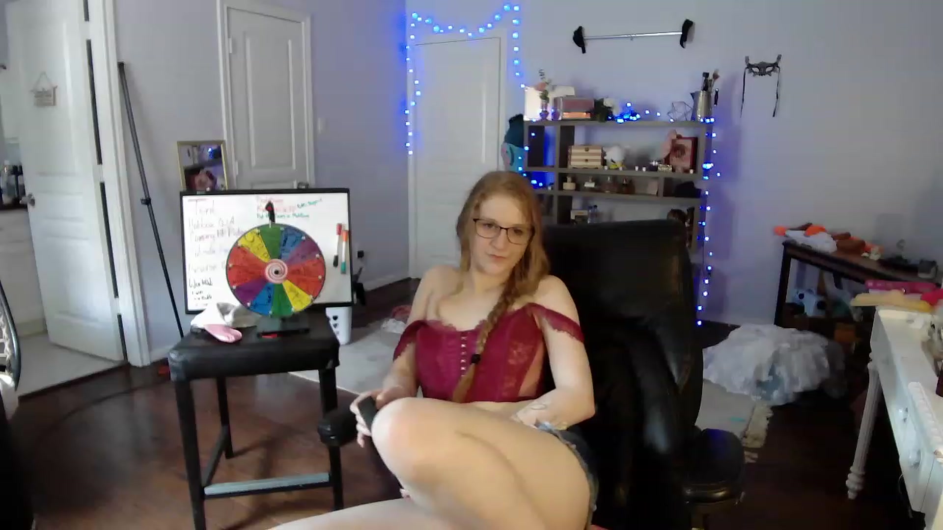 Gallery image thumbnail from Bunnydathug's myfreecams stream on, 05/12/2023, 18:16 image 2 of 20