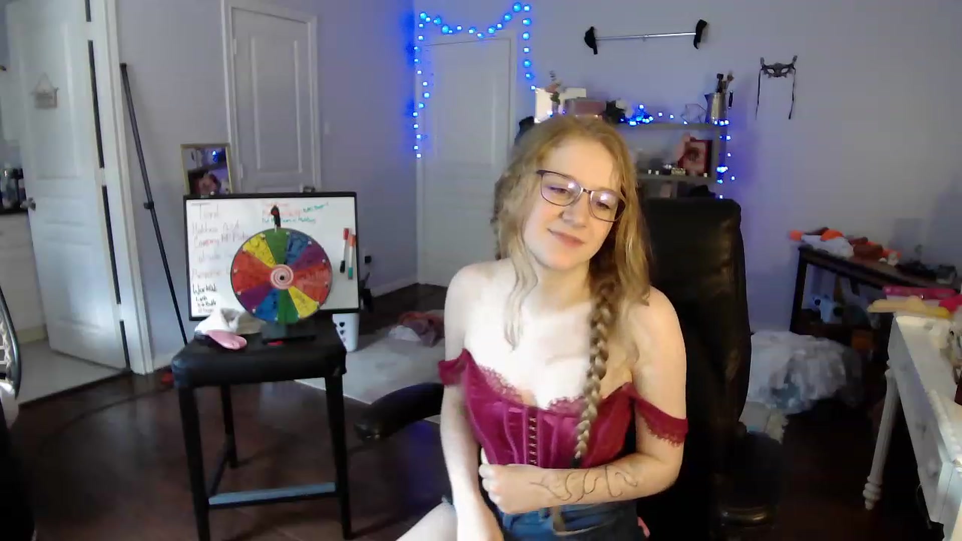 Gallery image thumbnail from Bunnydathug's myfreecams stream on, 05/12/2023, 18:16 image 13 of 20