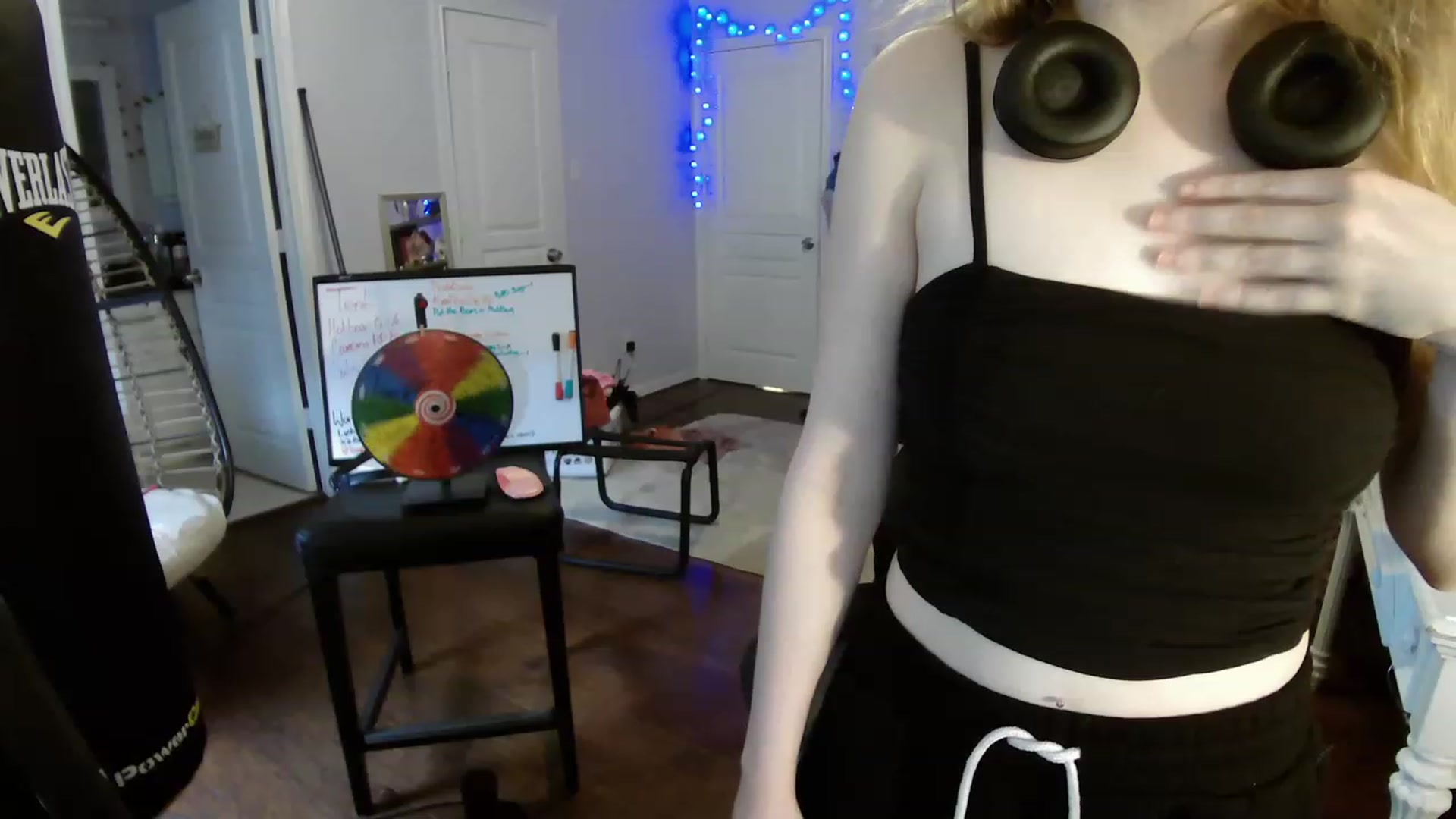 Gallery image thumbnail from Bunnydathug's myfreecams stream on, 05/13/2023, 15:27 image 9 of 20