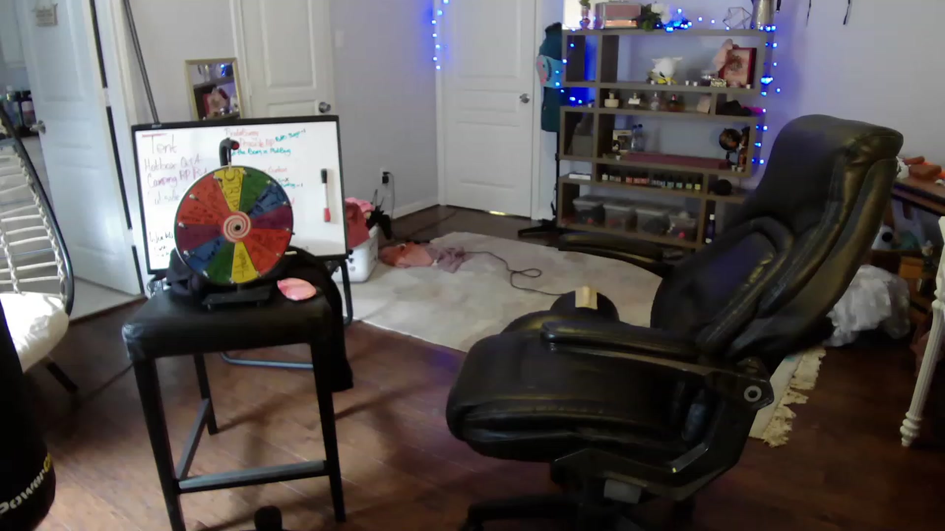Gallery image thumbnail from Bunnydathug's myfreecams stream on, 05/13/2023, 19:25 image 18 of 20