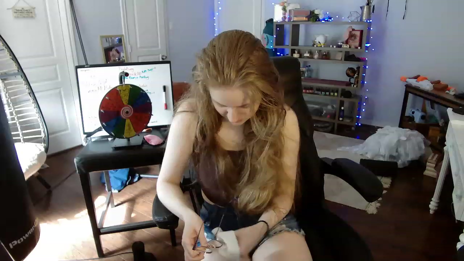 Gallery image thumbnail from Bunnydathug's myfreecams stream on, 05/15/2023, 15:11 image 7 of 20