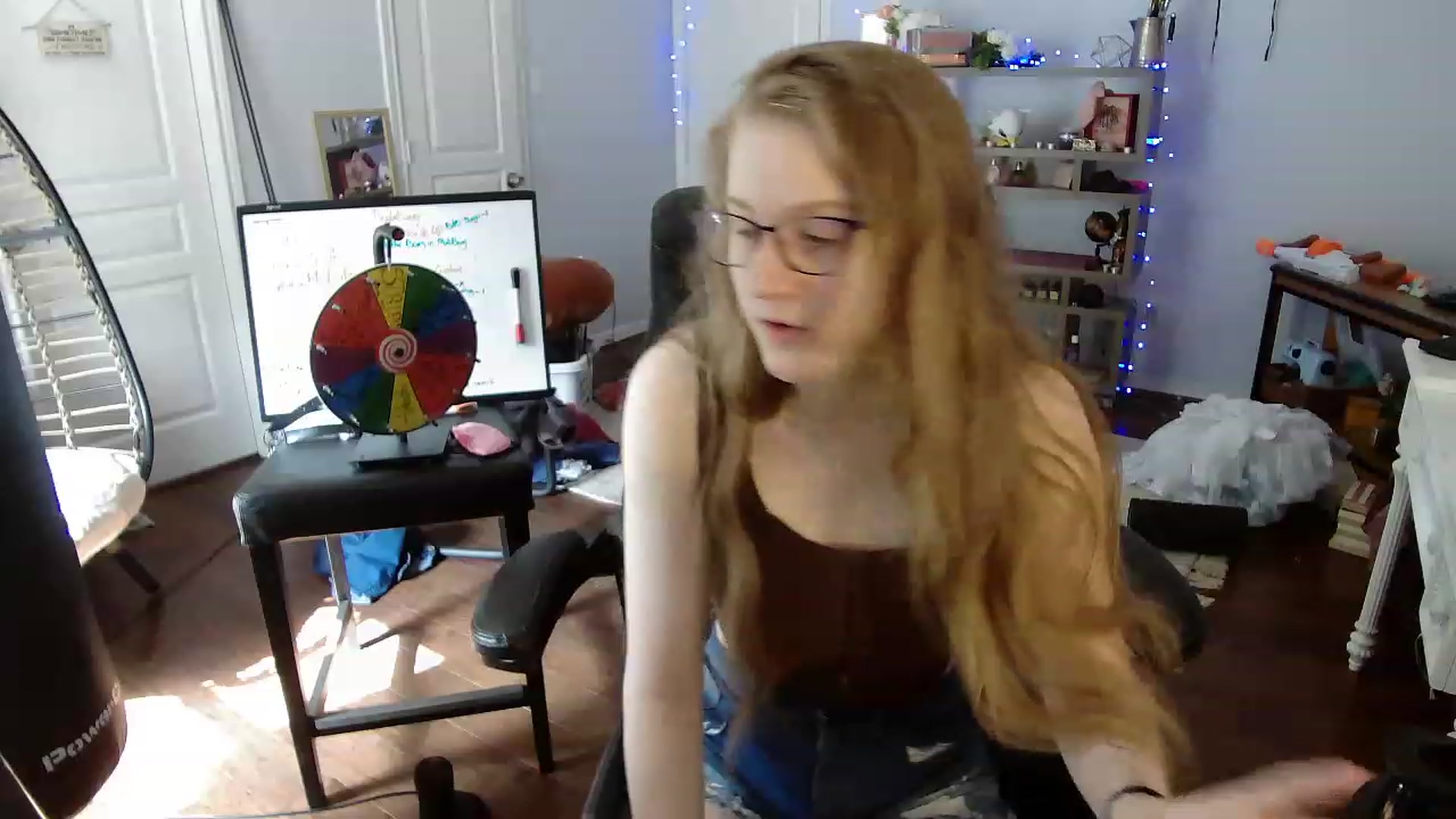 Gallery image thumbnail from Bunnydathug's myfreecams stream on, 05/15/2023, 15:11 image 4 of 20