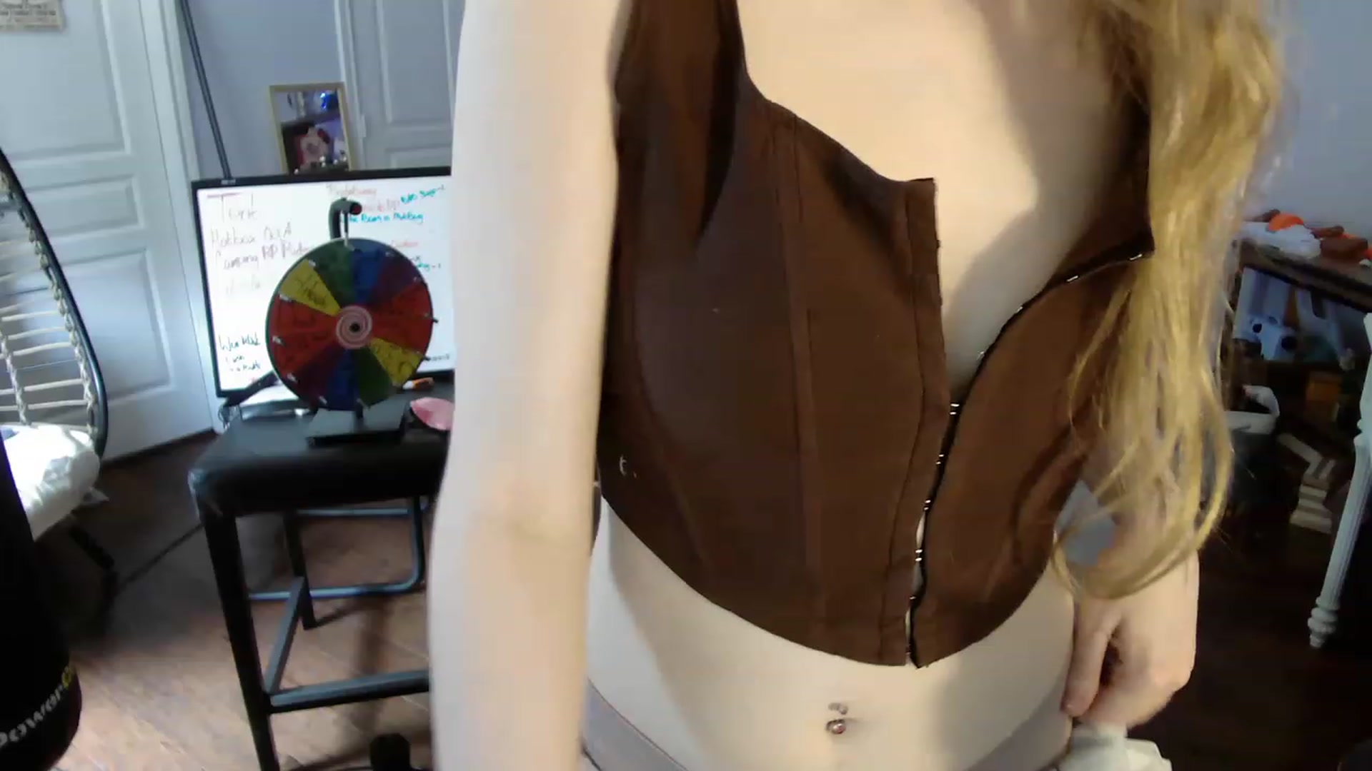 Gallery image thumbnail from Bunnydathug's myfreecams stream on, 05/15/2023, 16:36 image 13 of 20
