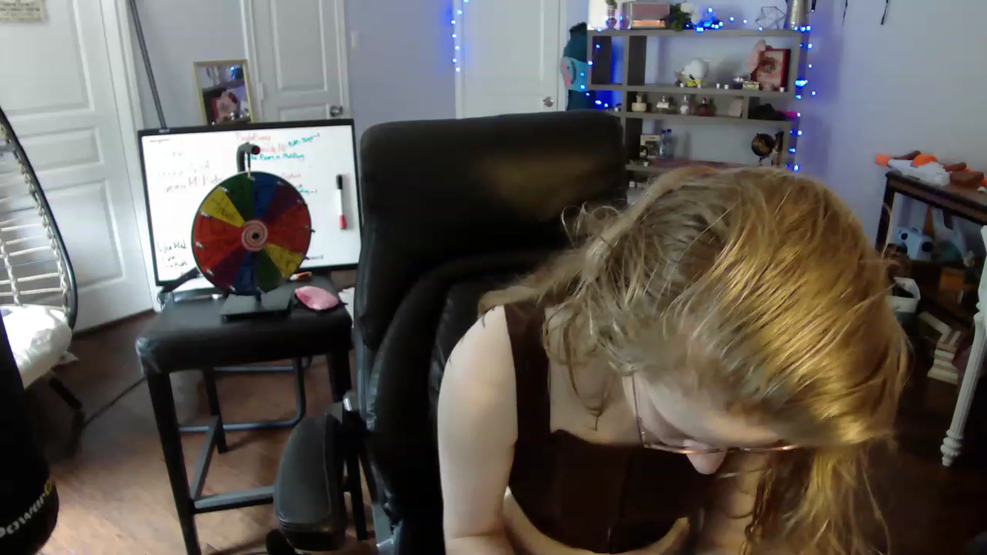 Gallery image thumbnail from Bunnydathug's myfreecams stream on, 05/15/2023, 16:36 image 17 of 20
