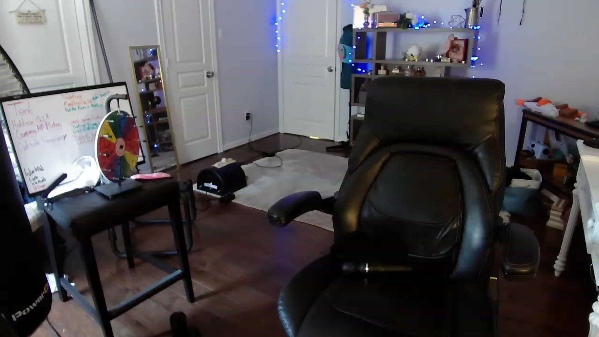 Gallery image thumbnail from Bunnydathug's myfreecams stream on, 05/16/2023, 17:04 image 17 of 20